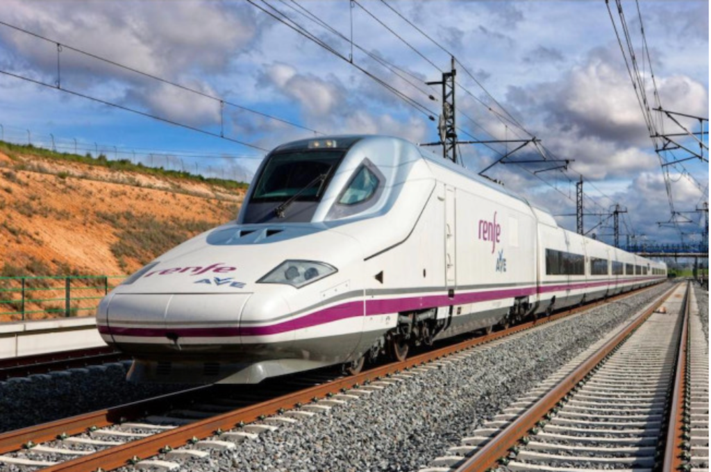 Des de fa un any, es pot viatjar en tren d’Alacant a Valladolid en només tres hores i mitja