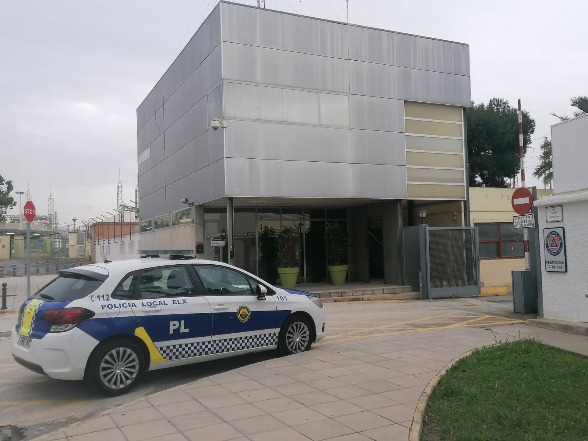 Detingut per agressió sexual contra una dona a Elx després de tancar els seus fills menors a casa