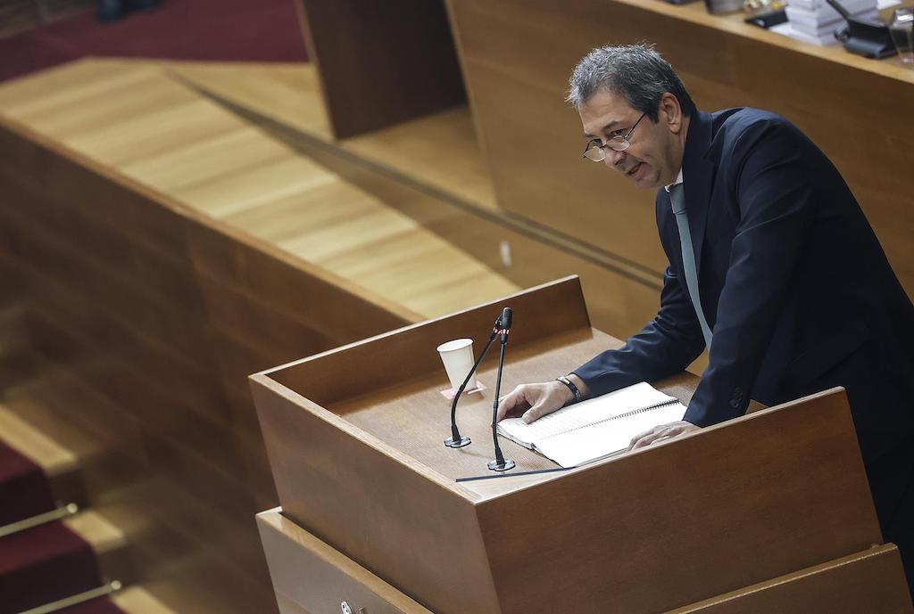 Barrera subvencionarà Lo Rat Penat i la RACV