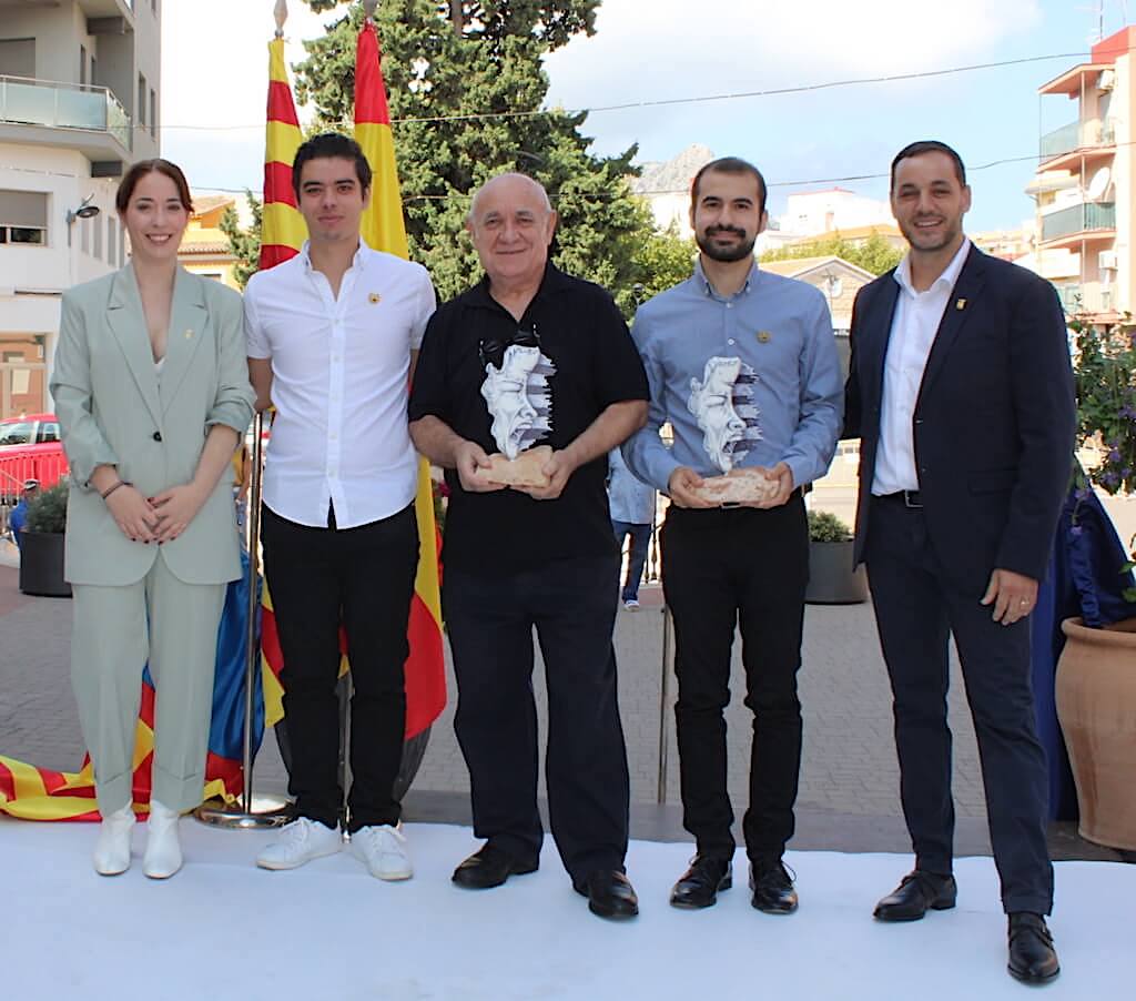 Ondara lliura les Distincions 9 d’Octubre a Vicent Orduño i la Unió Musical