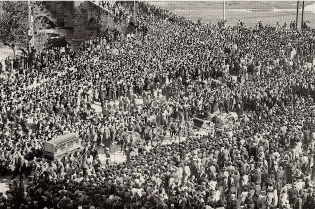 Arribada a València de les restes de Blasco Ibáñez el 1933