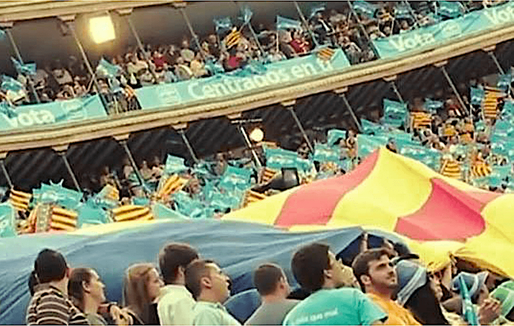 Fa 10 anys, a DLV: «El PP presenta un manifest en defensa de les senyes d’identitat i anticatalanista»