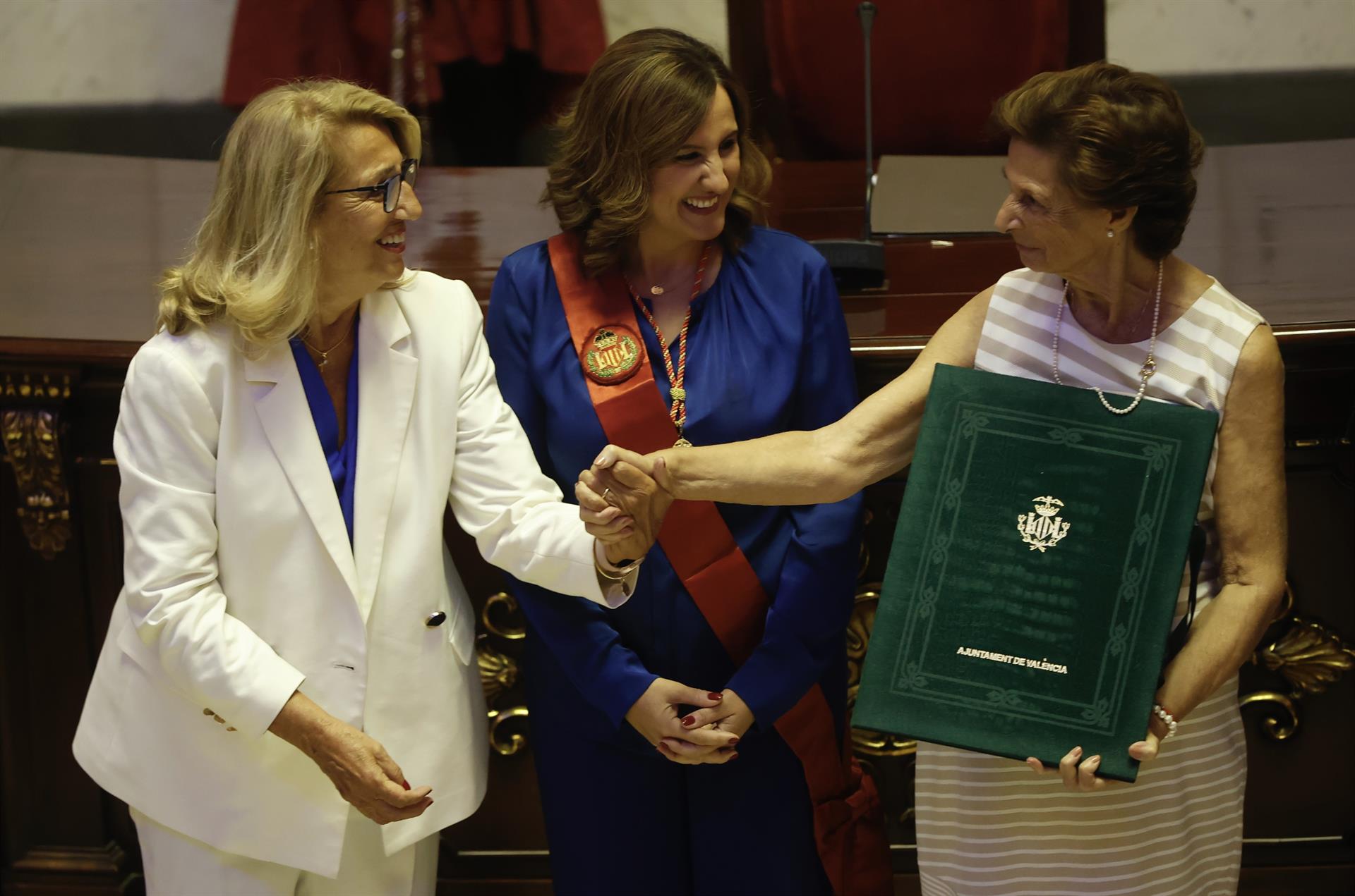 Rita Barberá ja és alcaldessa honorària de València a títol pòstum