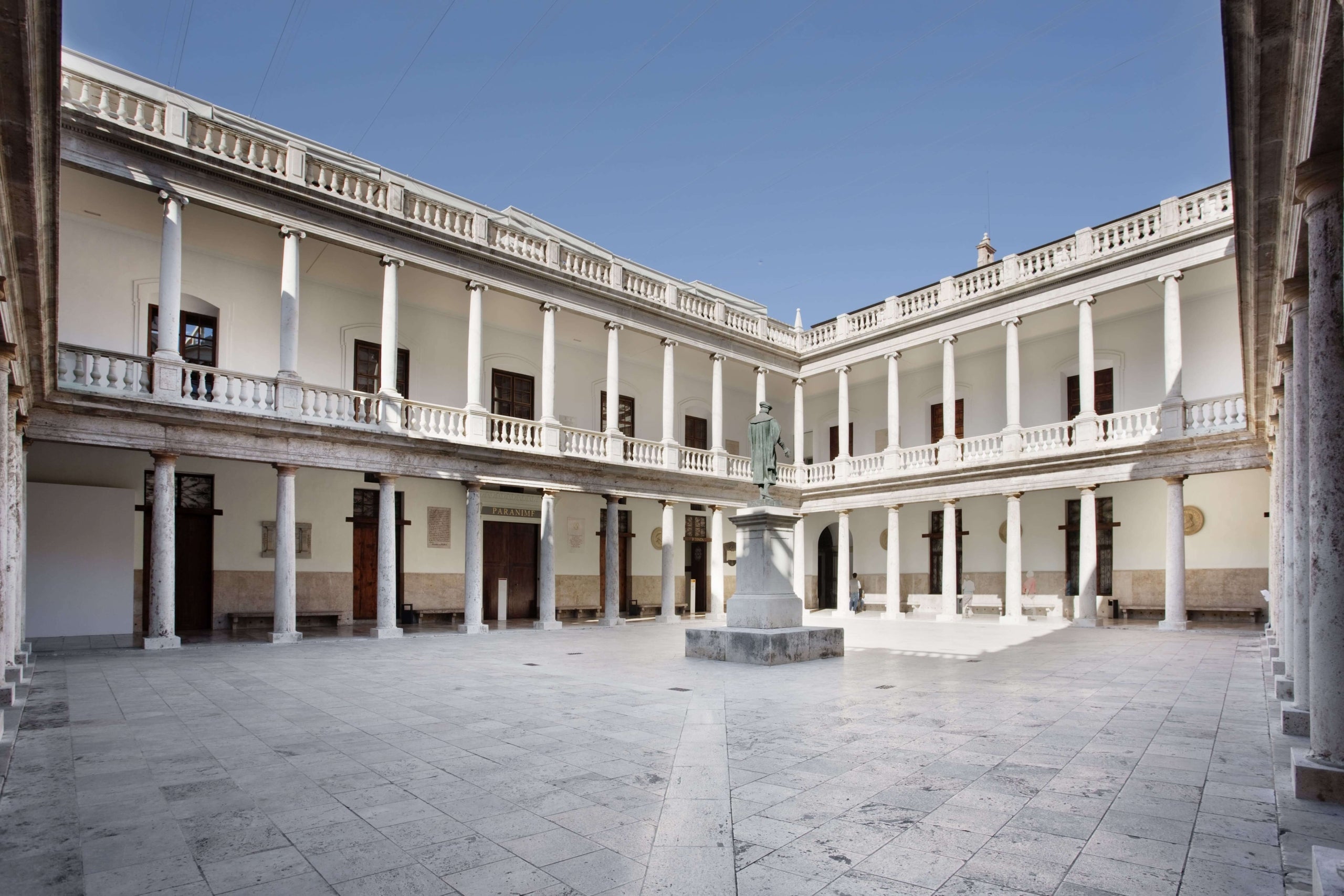 Centre Cultural La Nau (València)