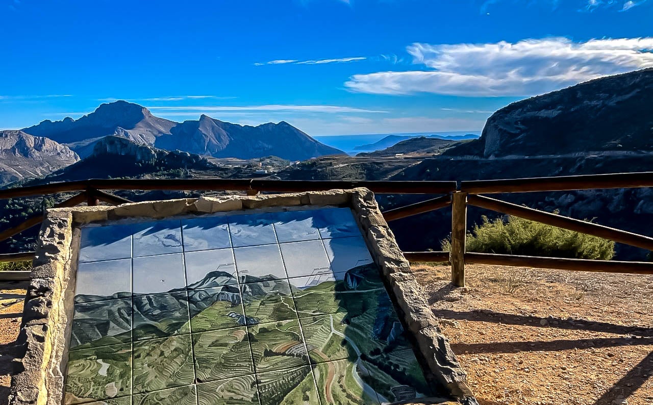 Mirador de Tàrbena (la Marina Baixa)