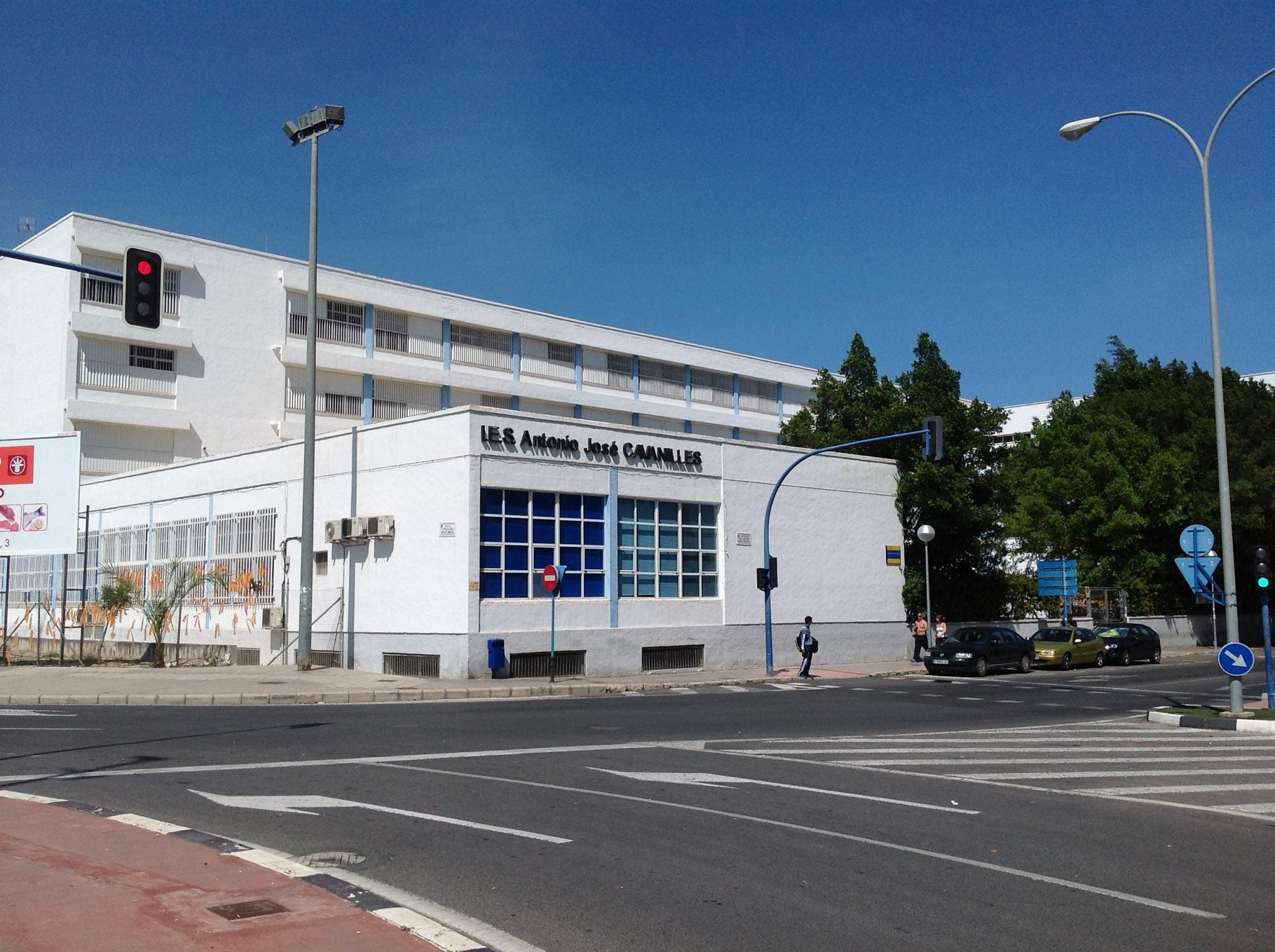 IES Antonio José Cavanilles d'Alacant, al barri de la Florida