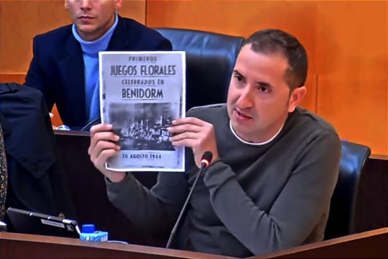 Castillo és professor de valencià i va ser el mantenidor de la Carta de Poblament de 2023 | Grup Socialista Benidorm