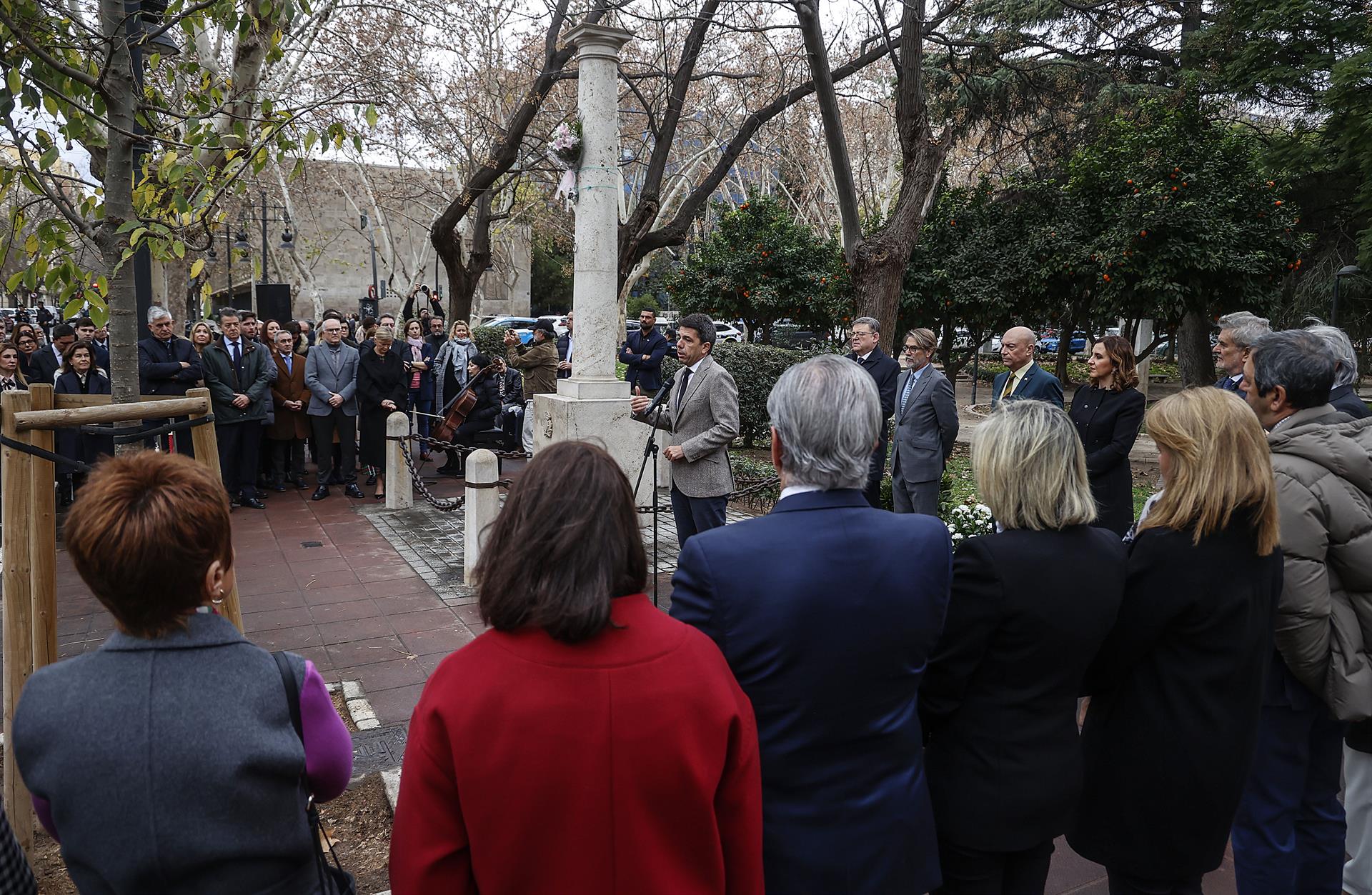 Acte en memòria del professor Manuel Broseta organitzat amb motiu del 32é aniversari del seu assassinat | Rober Solsona | EP