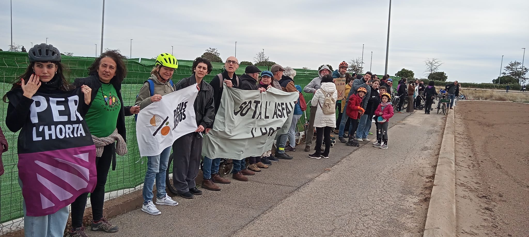 Mobilització en defensa de l'horta en una imatge d'arxiu