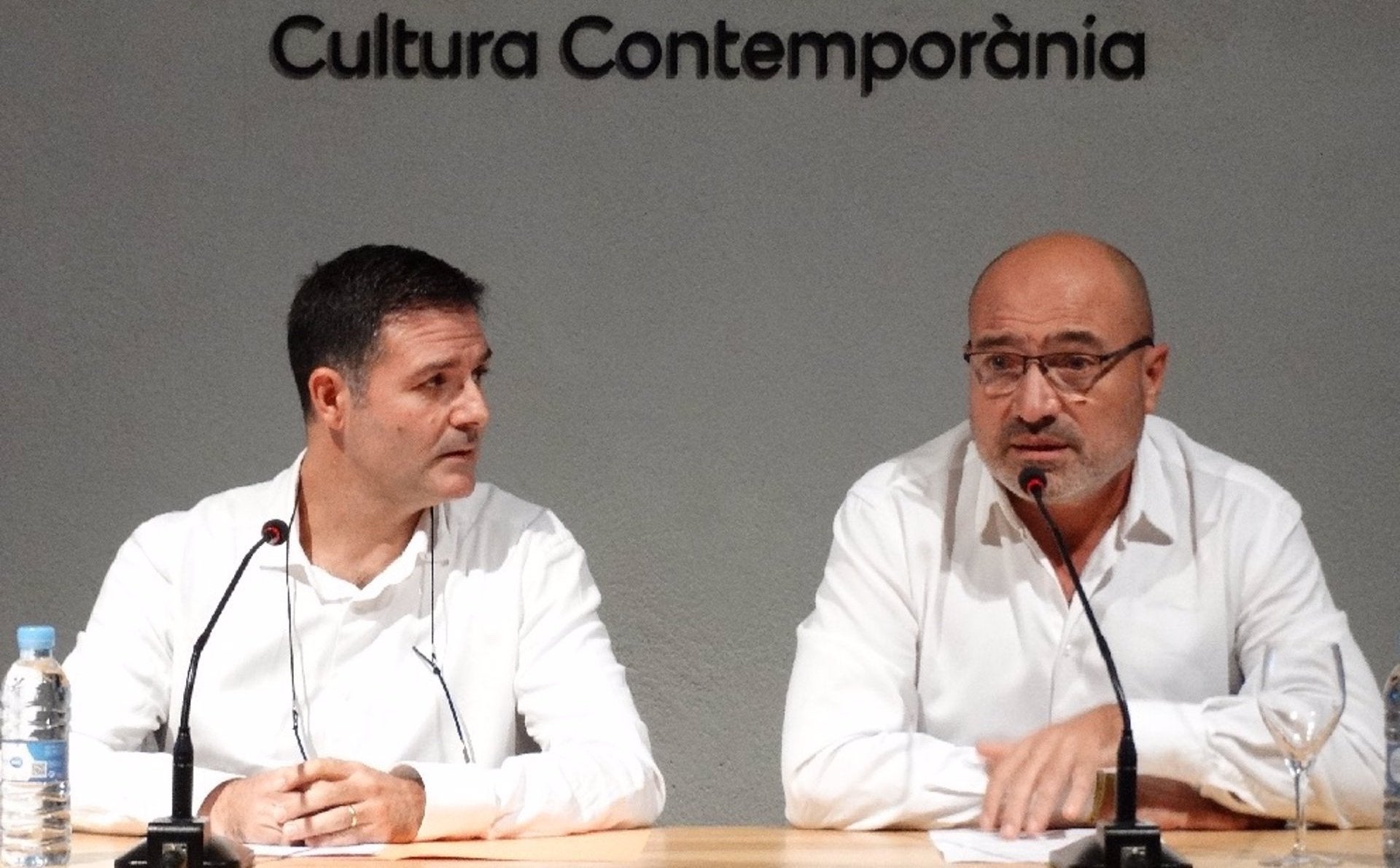 Josep Enric Estrela (esq.) i Xavier Rius, exdiputat de Cultura | EP