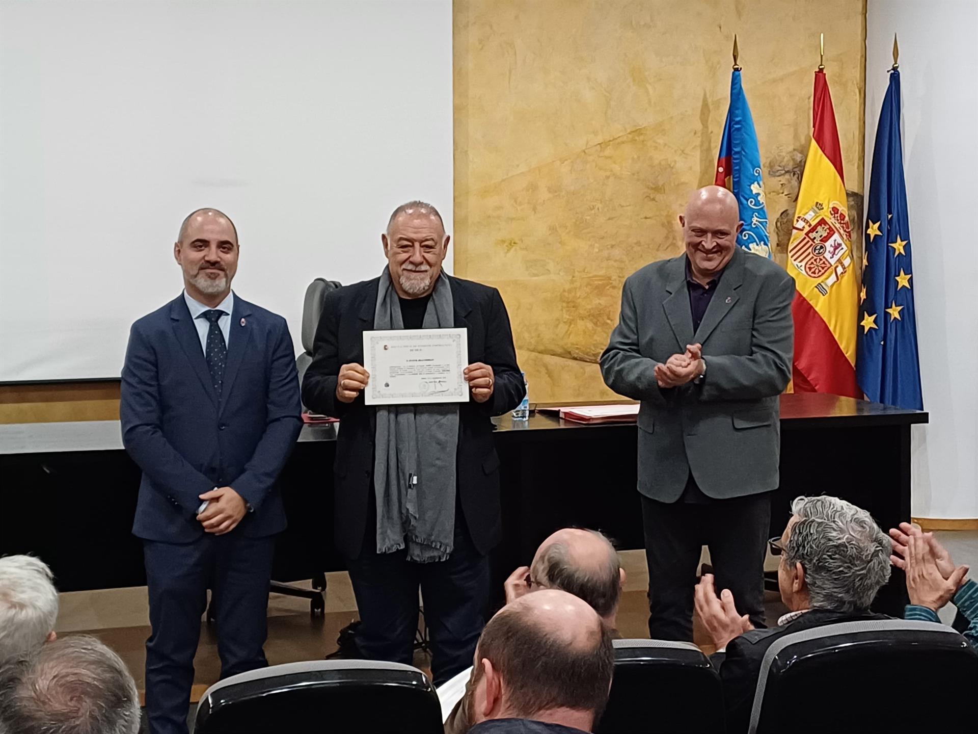 La Delegació del govern espanyol al País Valencià reconeix la tasca de radioaficionats en l'emergència de la pantanada de Tous