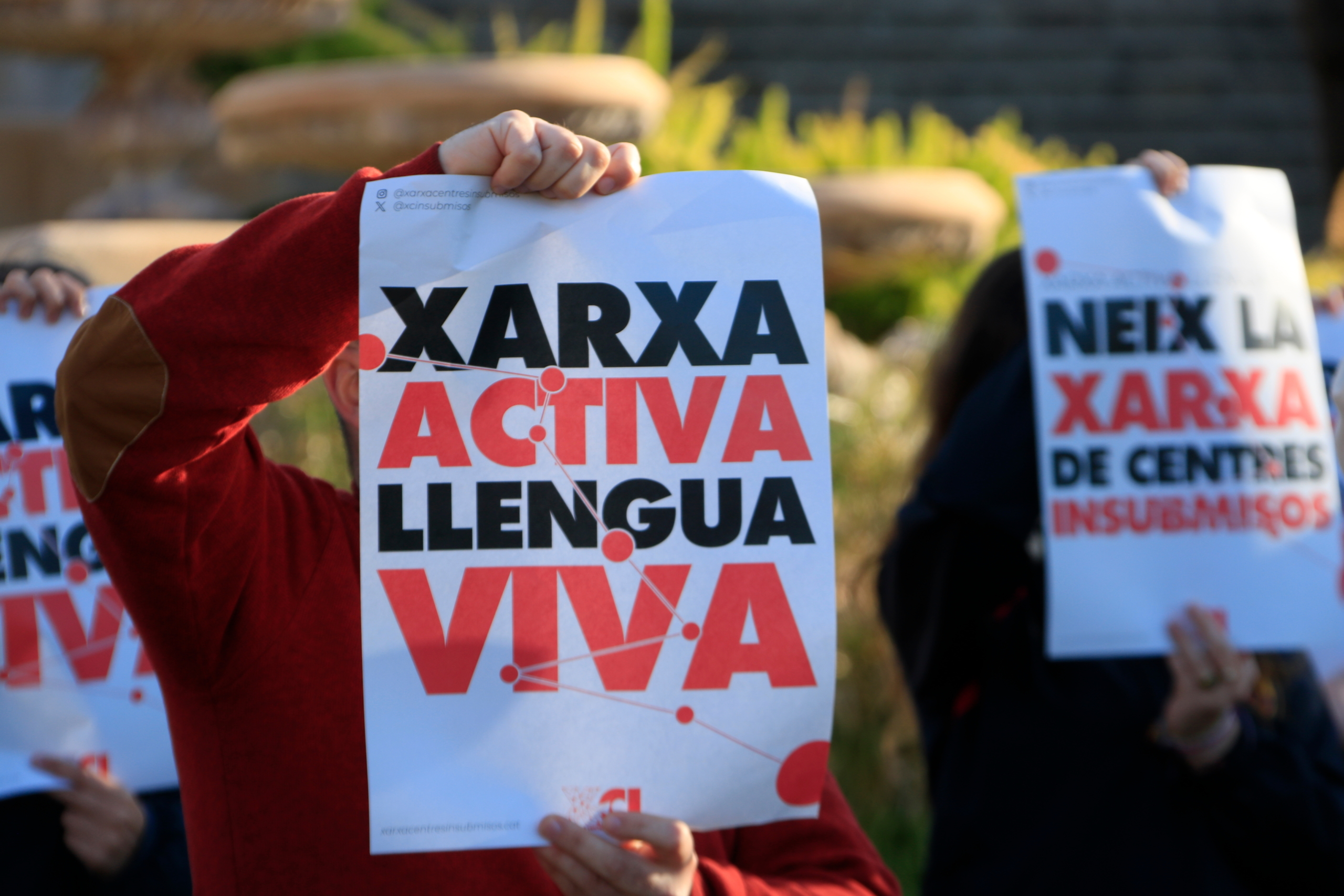 Cartells de la Xarxa de Centres Insubmisos, impulsada pel Sindicat d’Estudiants dels Països Catalans (SEPC), amb suport de docents i Alerta Solidària | Laura Fíguls | ACN