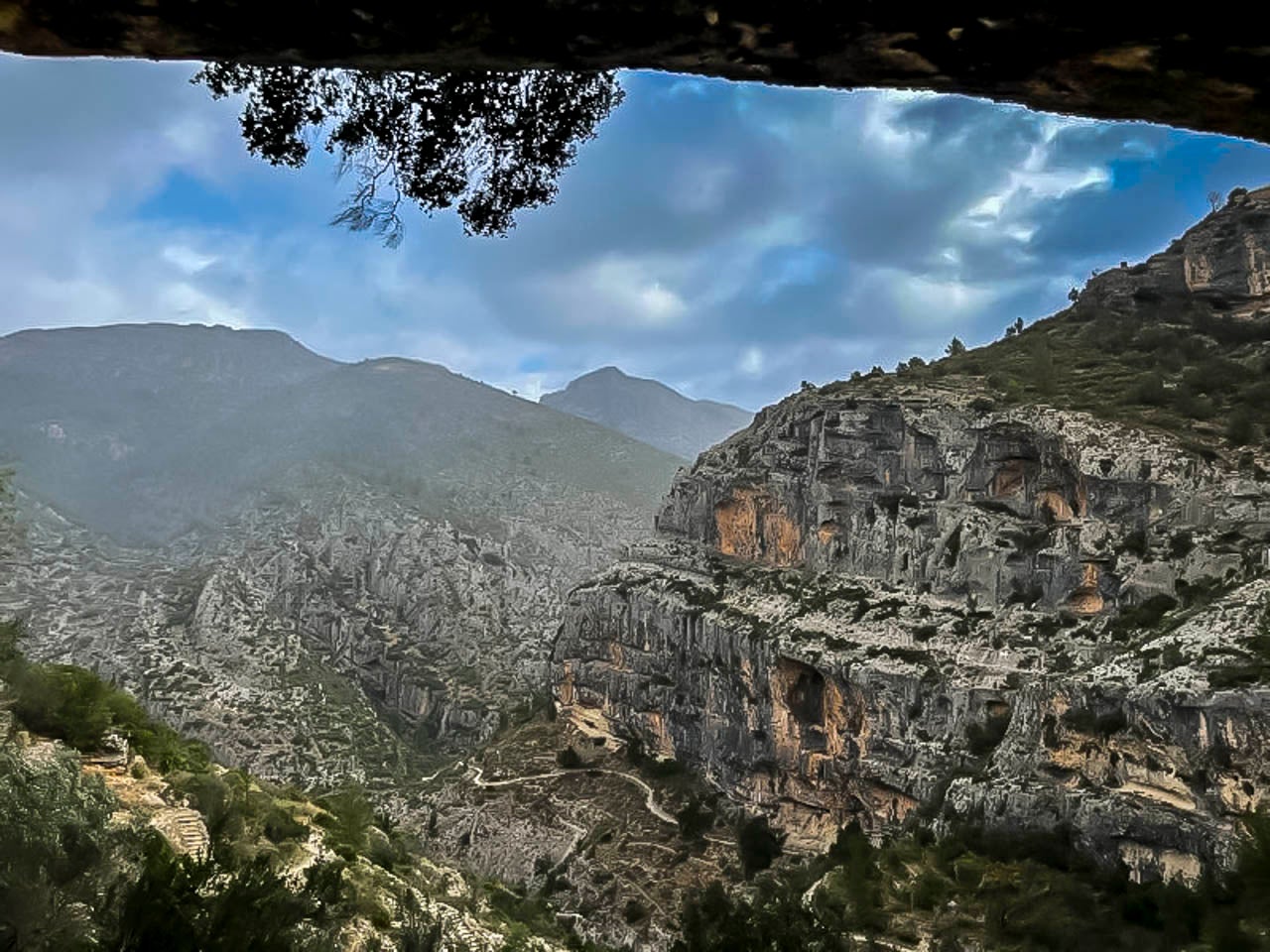 Moises - Barranc de l’Infern. Vall de Laguar. Marina Alta