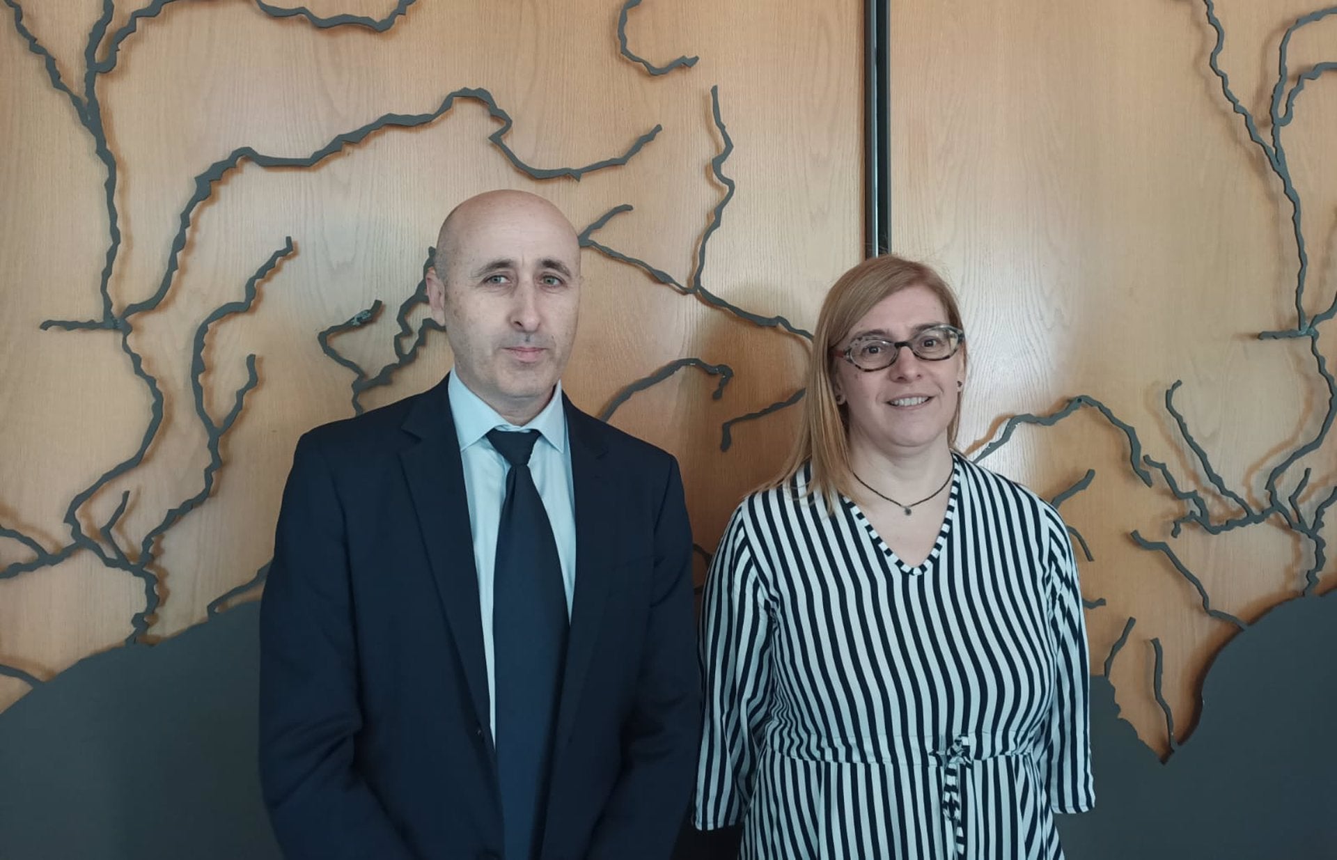 El president de la CHX, Miguel Polo, i la cap de l'Oficina de Planificació Hidrològica, Arancha Fidalgo | EP