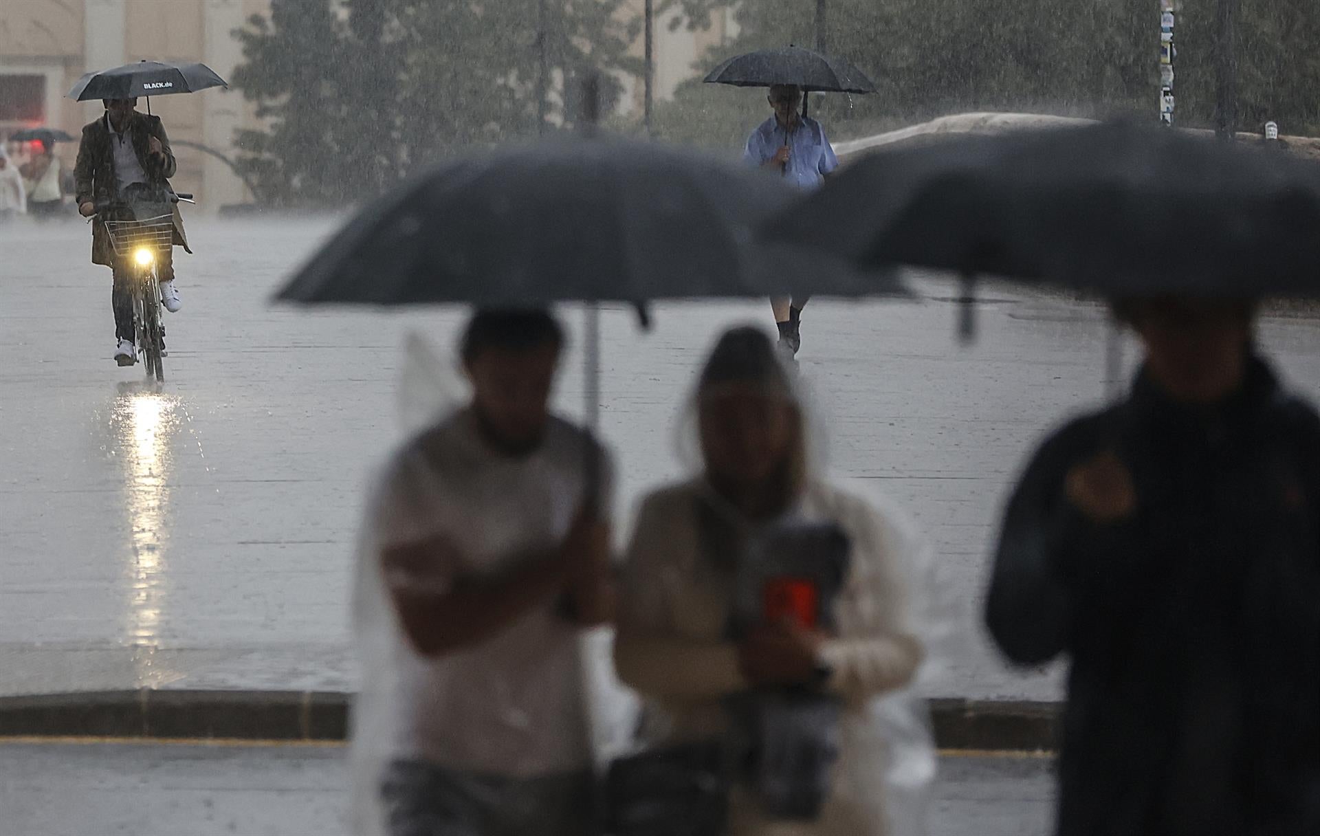 Pluja a València | Rober Solsona | EP