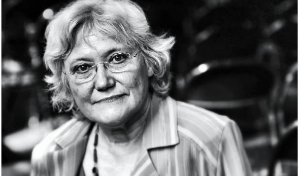Isabel-Clara Simó