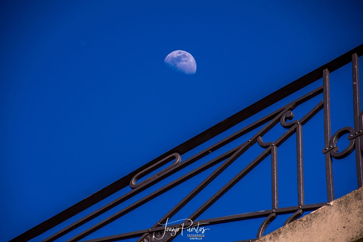 La lluna - Joanjo Puertos