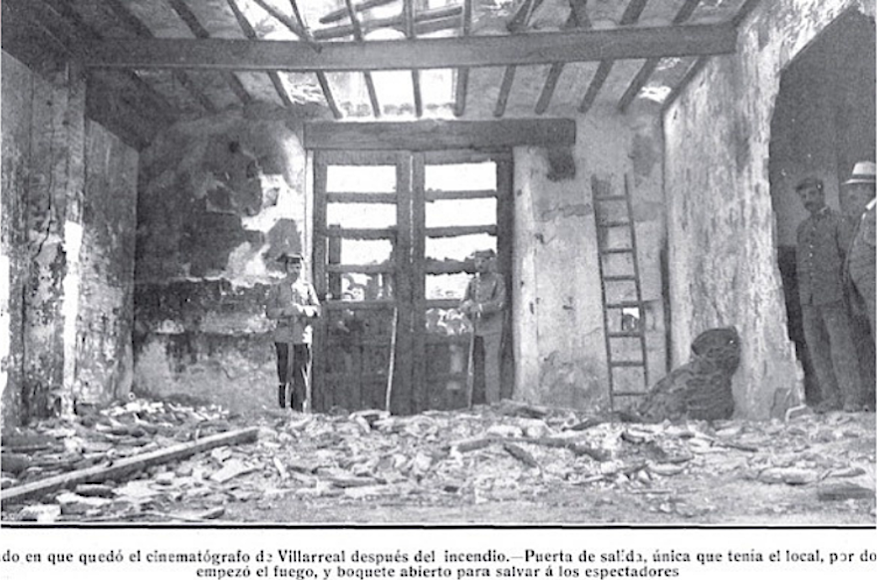Estat del cinema «La Luz» de Vila-real després de l'incendi del 1912