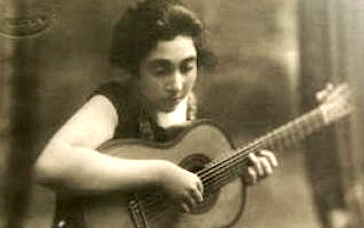 La guitarrista Josefina Robledo