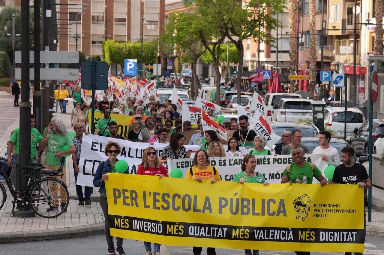 La Plataforma per l'Ensenyament Públic en la vaga educativa del 23 de maig del 2024 a Castelló de la Plana