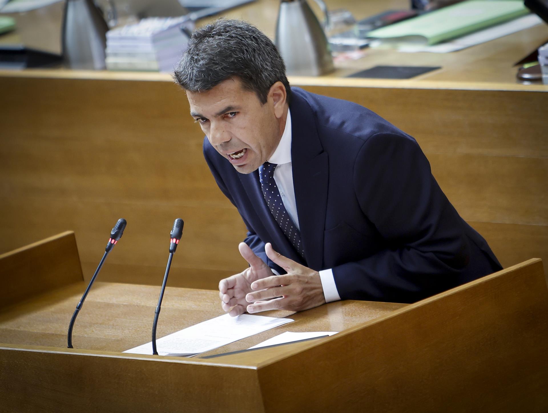 El president valencià, Carlos Mazón, intervé a les Corts Valencianes / Europa Press