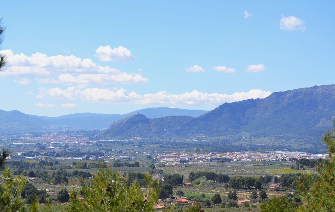 Muro i Cocentaina, des de Gaianes | Wikimedia Commons