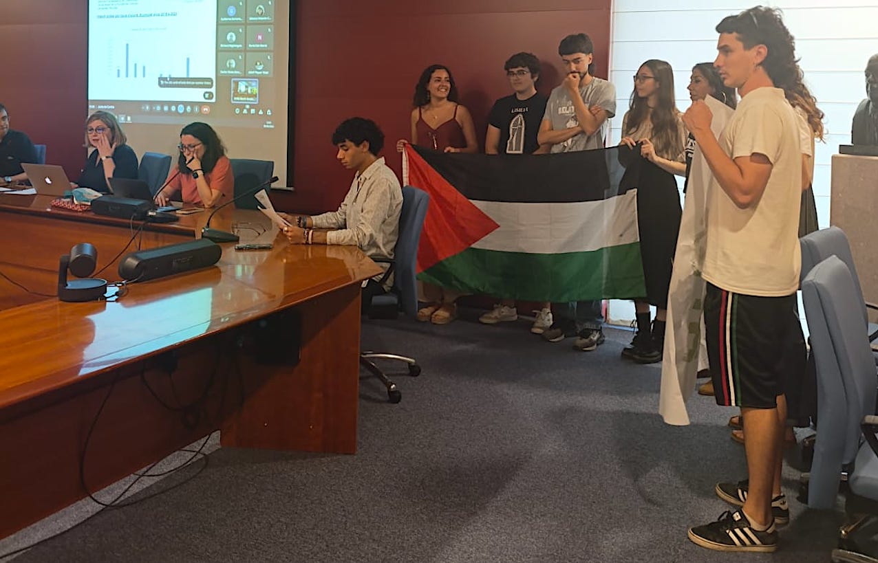 L'Assemblea Estudiants x Palestina de l'UJI a la Junta de Centre de la Facultat de Ciències Humanes i Socials