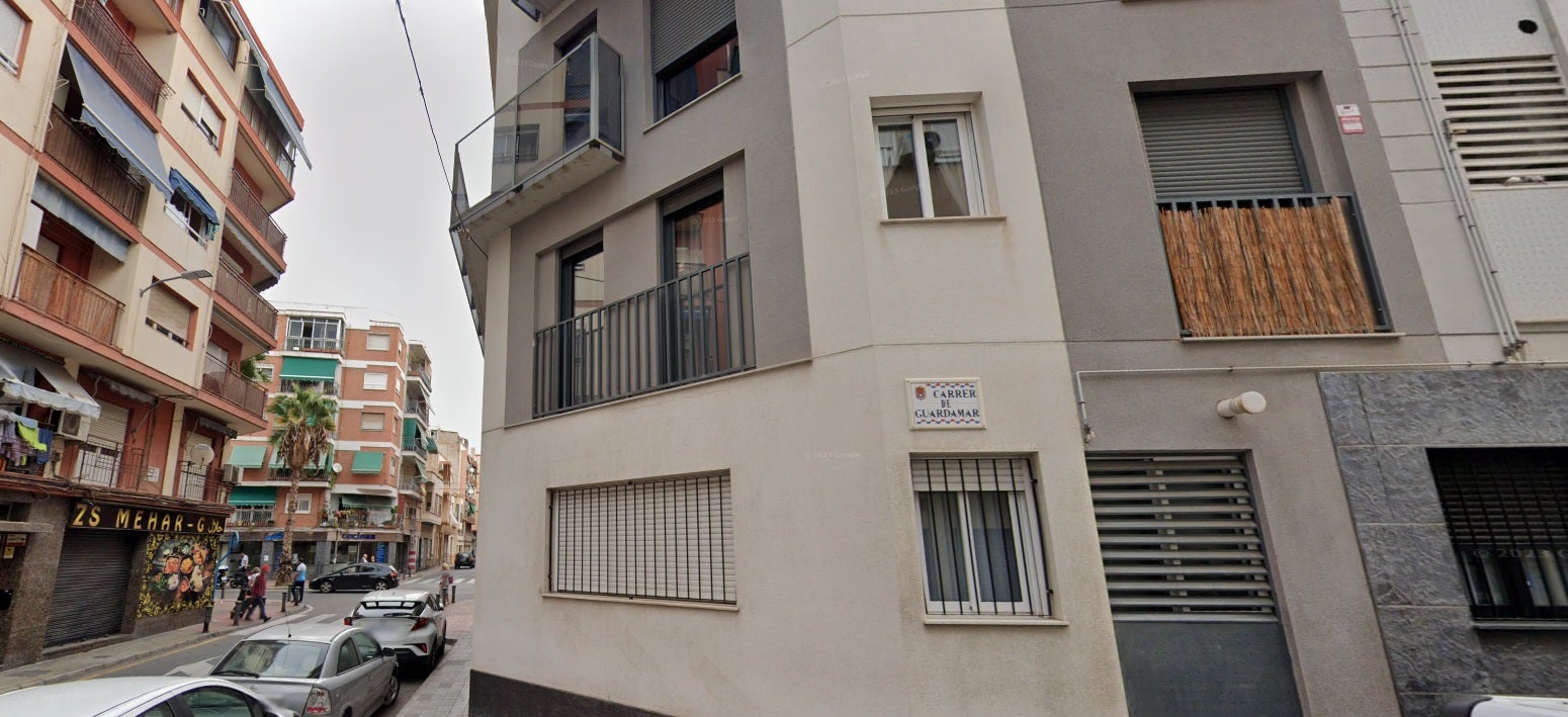 Carrer Guardamar, al barri de Carolines d'Alacant