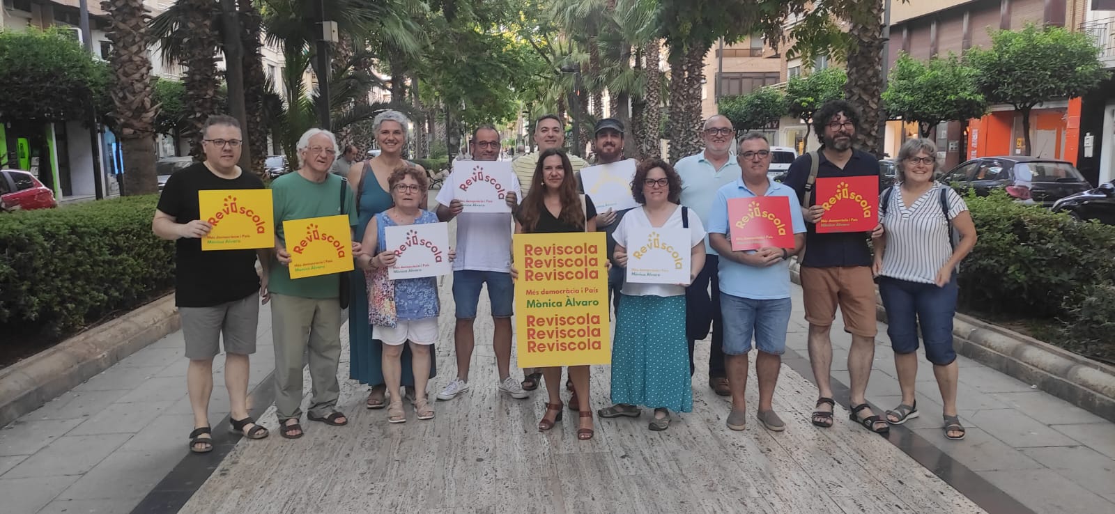 Membres de la candidtura «Reviscola» a Torrent