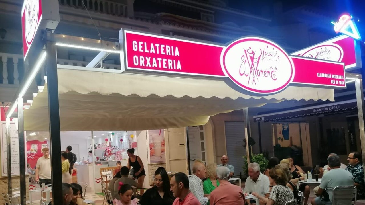 El Xixonenc de Campello en una nit d'estiu