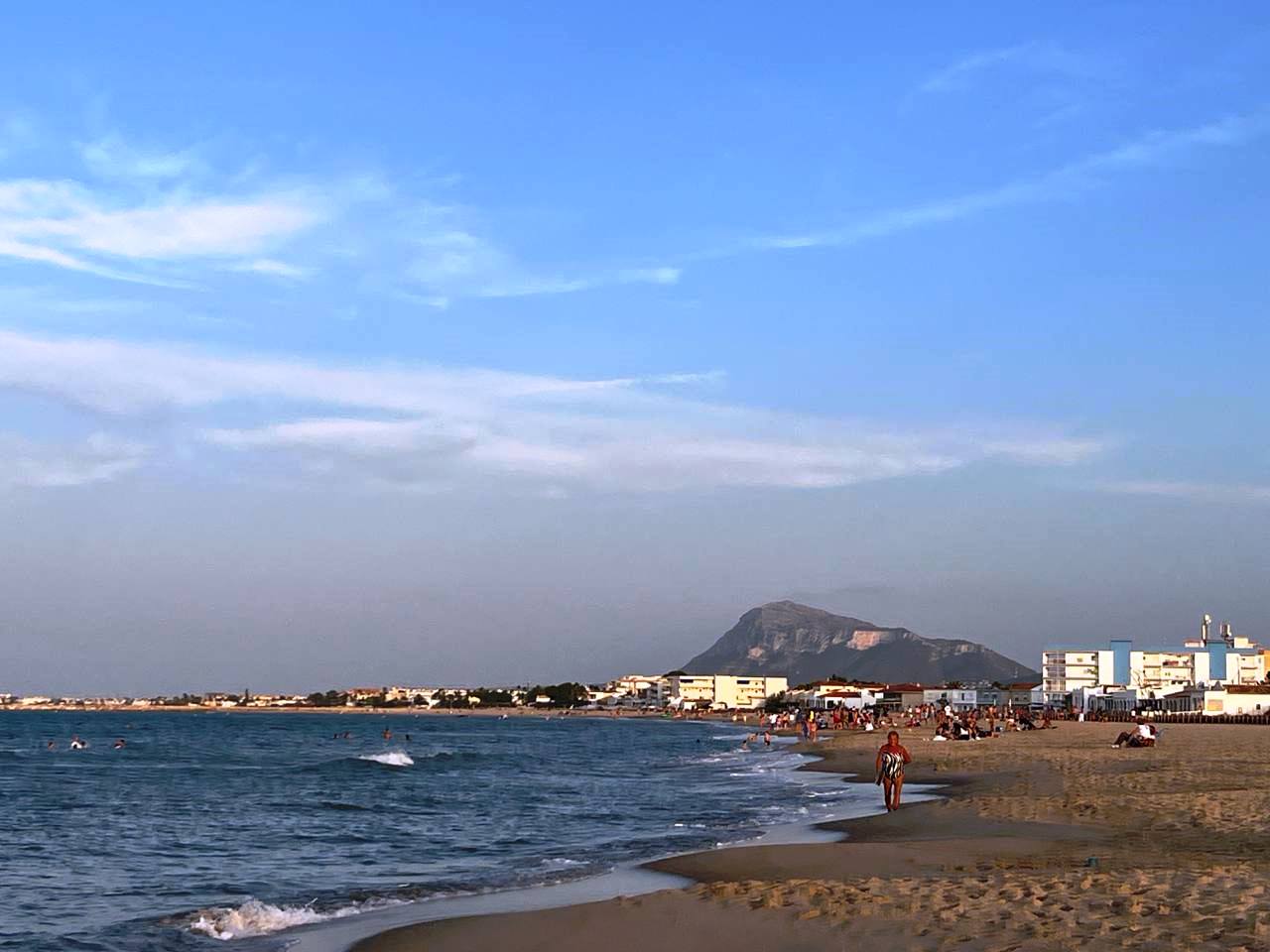 El Montgó des de la platja de les Deveses, Dénia | MVG