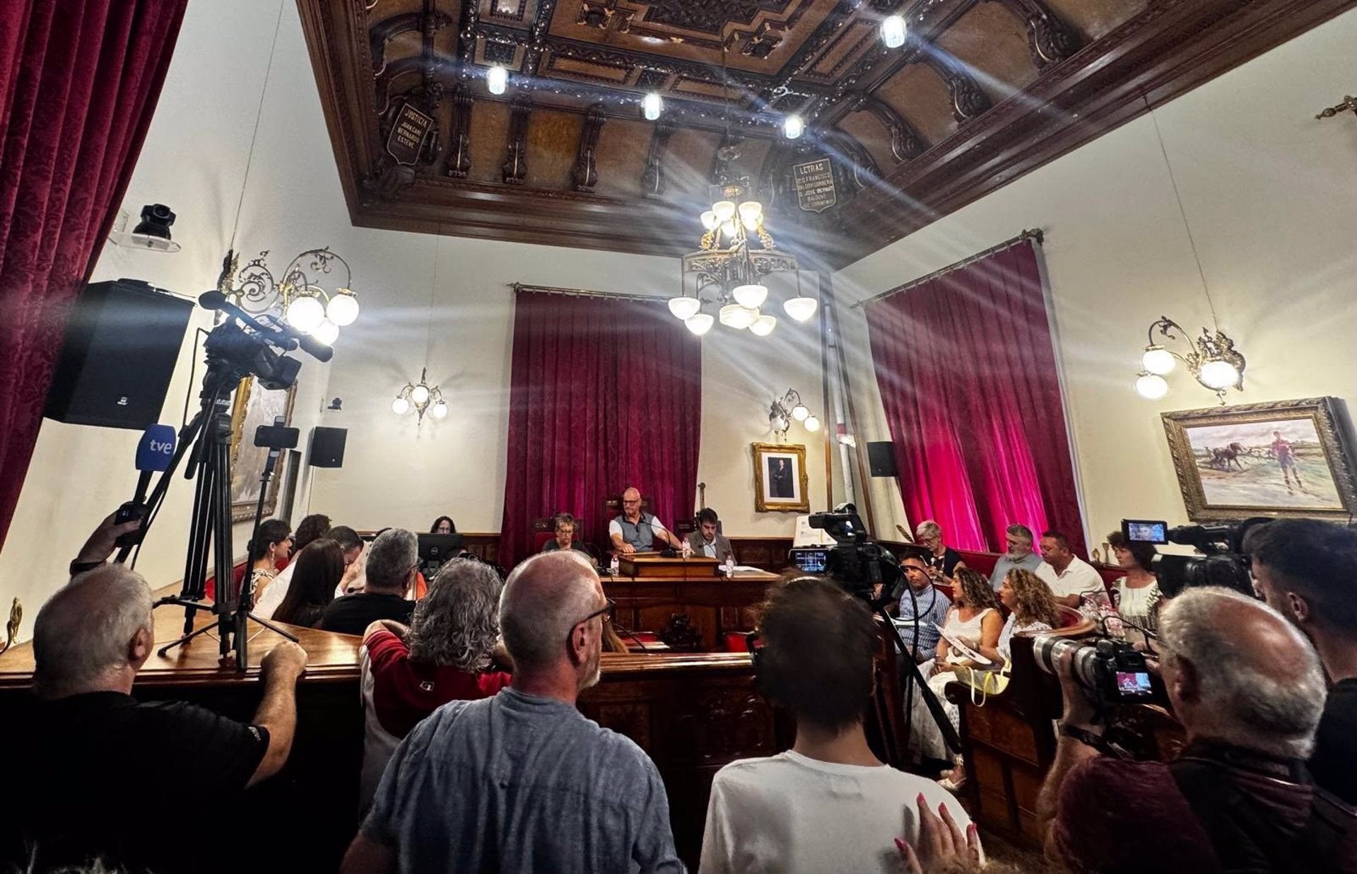 Ple de l'Ajuntament de Sueca (Ribera Baixa) / Europa Press