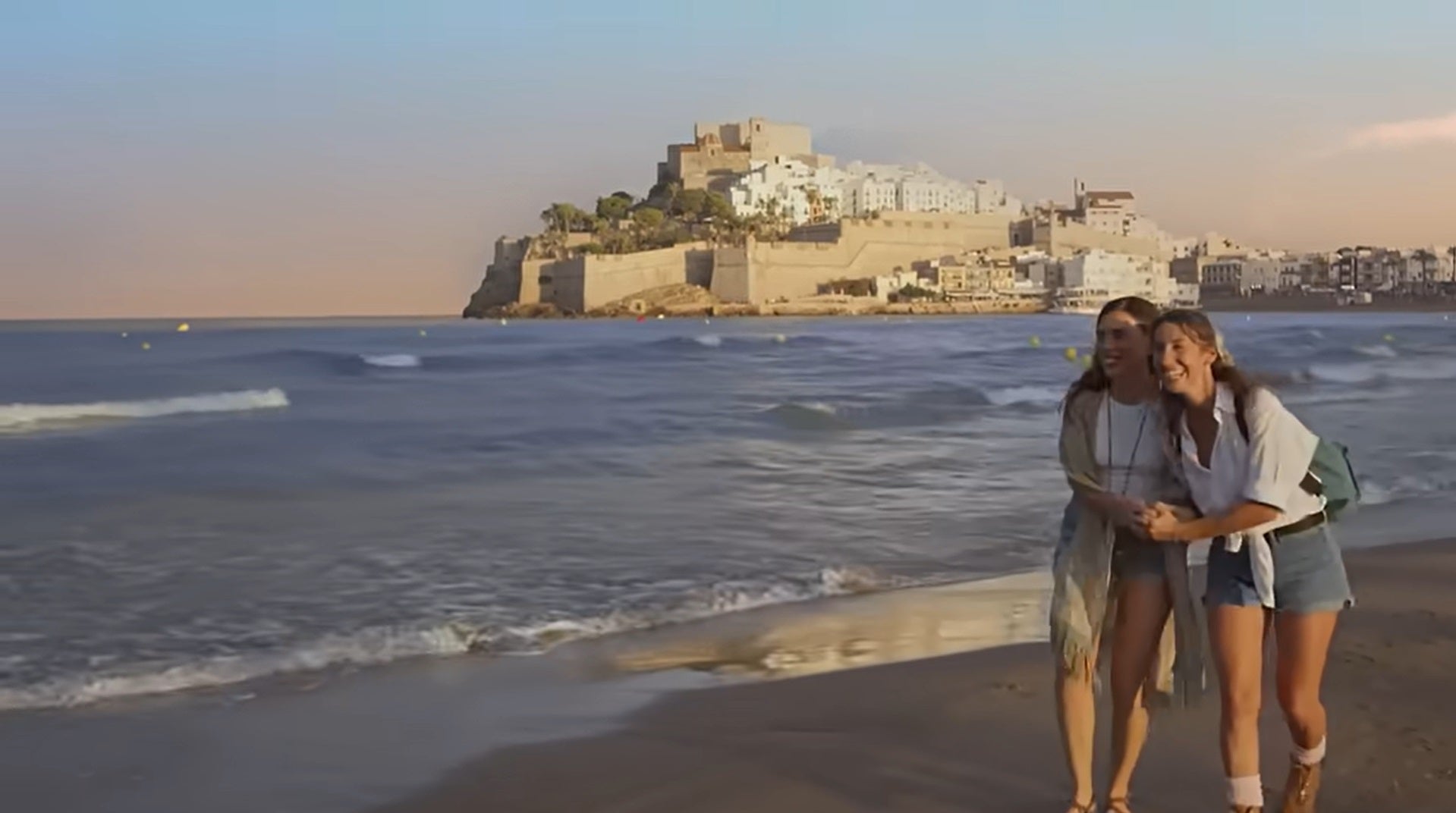 Imatge del vídeo de la campanya «Jo també soc turista»