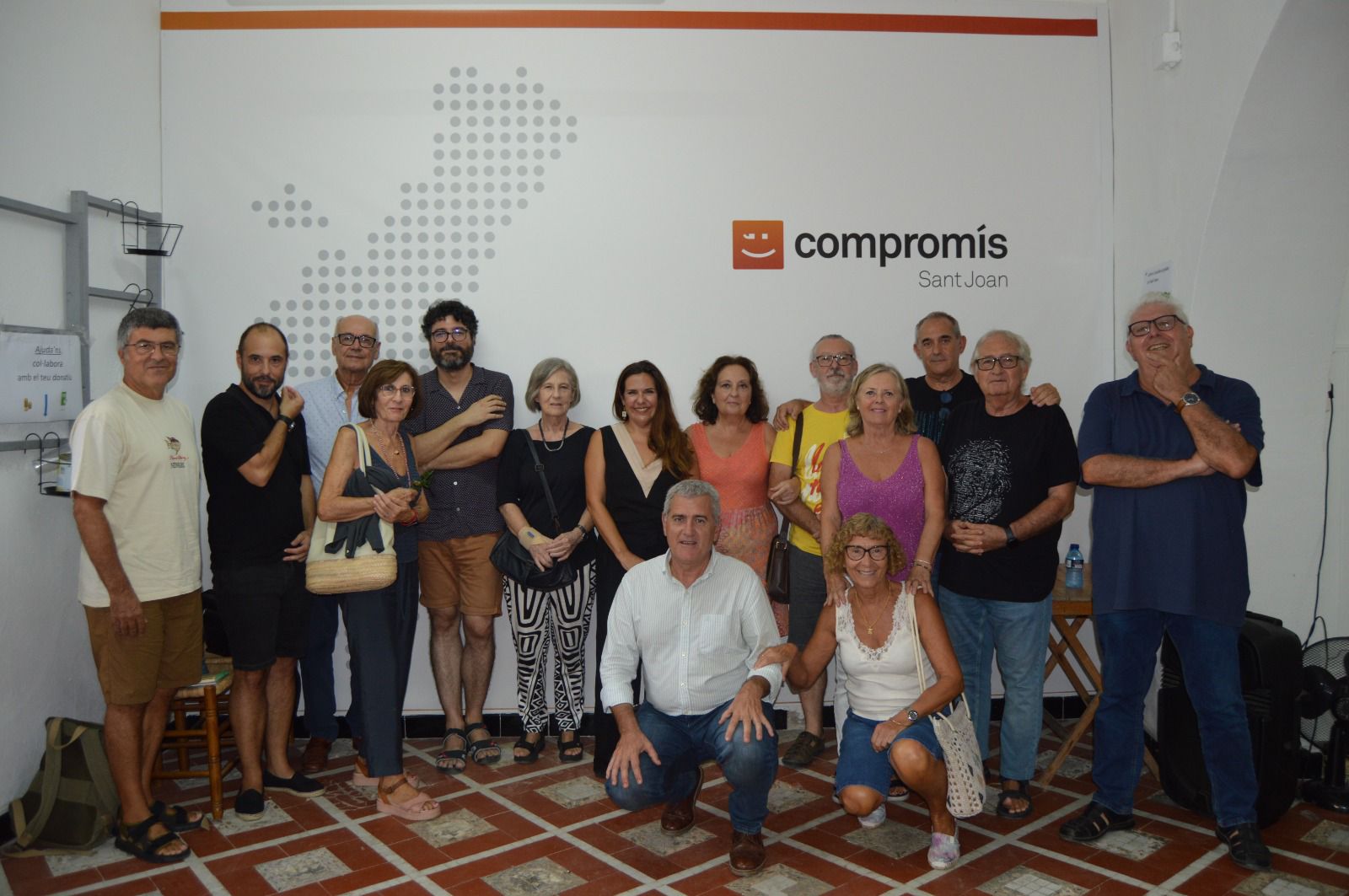 Visita de membres de la candidatura Reviscola a Sant Joan d'Alacant (l'Alacantí)