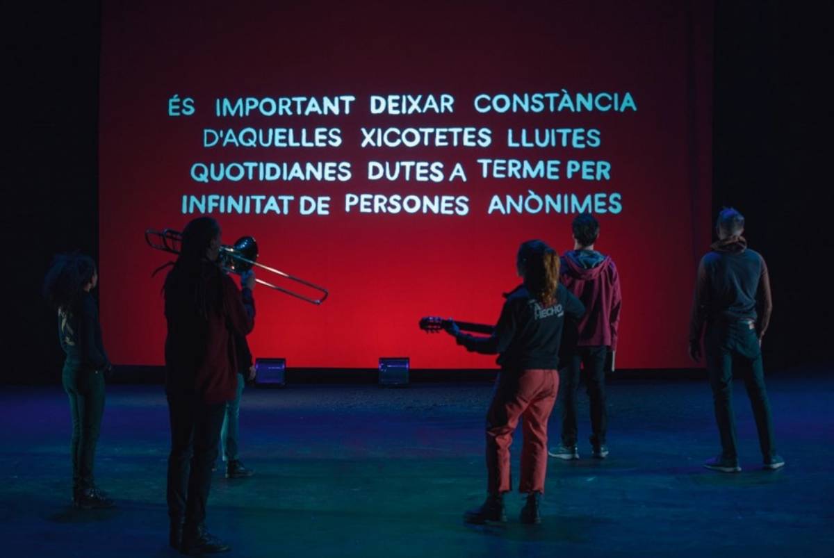 Moment de l'obra Ingovernables de la companyia A Tiro Hecho. Foto: David Ruiz