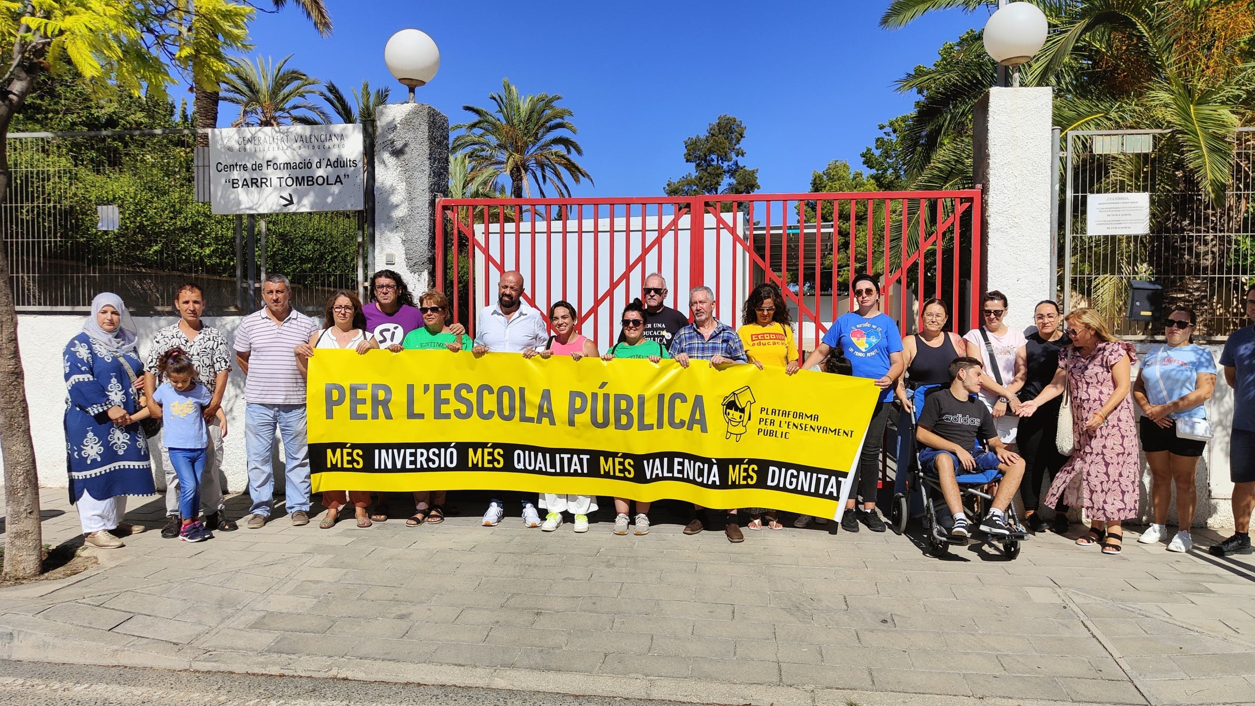 Roda de premsa de la Plataforma en Defensa de l’Ensenyament Públic a Alacant