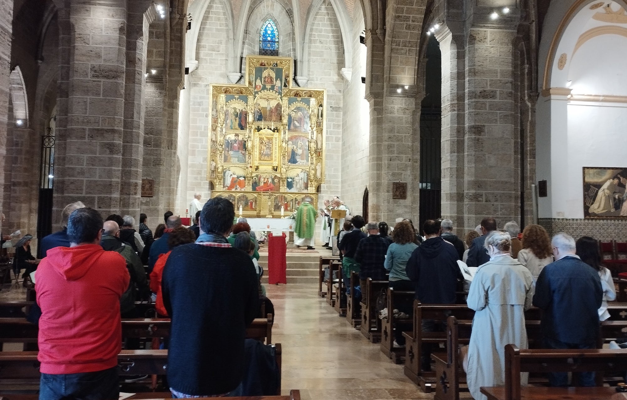 Celebració de la Missa per la Pàtria, la Pau i la Llibertat a l'església del Monestir del Puig, el darrer diumenge d'octubre