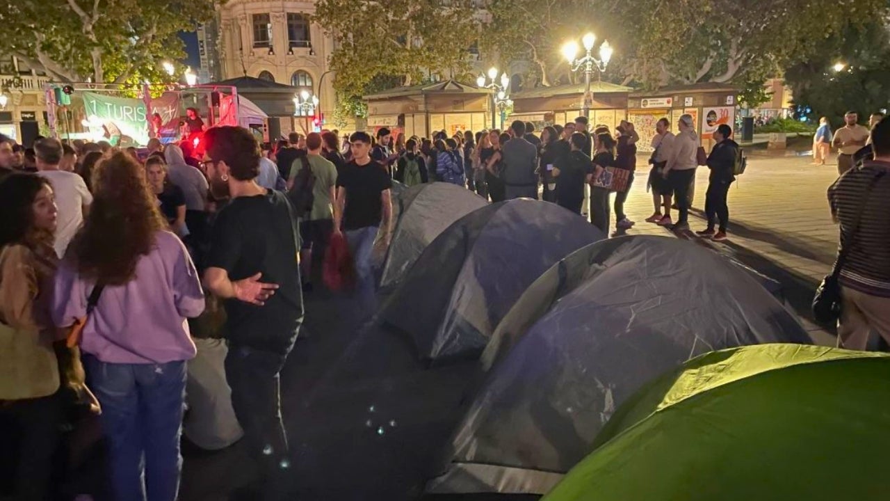 Acampada a València per l'habitatge | @acampadavlc