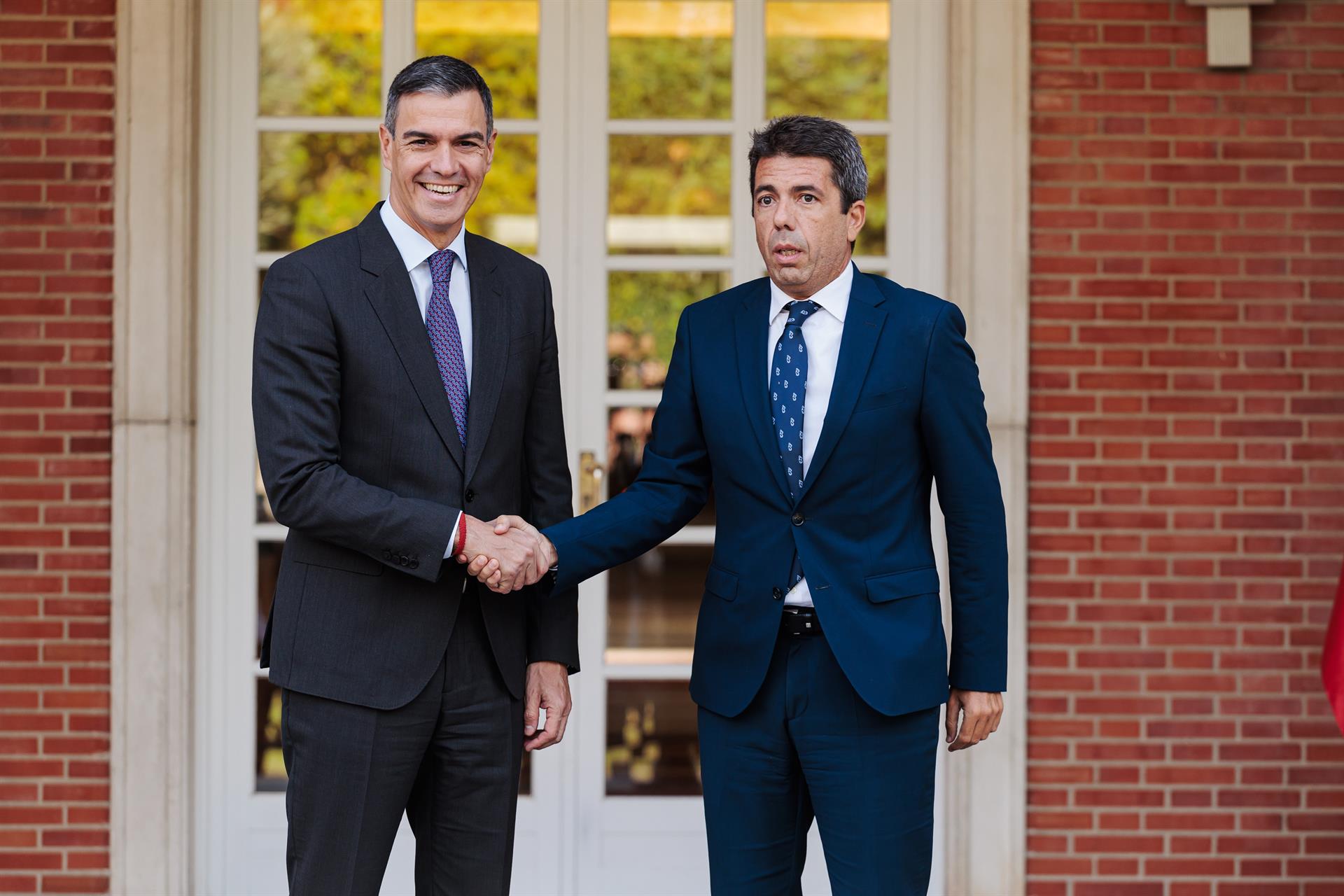 El president valencià, Carlos Mazón, visita el president espanyol Pedro Sánchez a la Moncloa / Europa Press