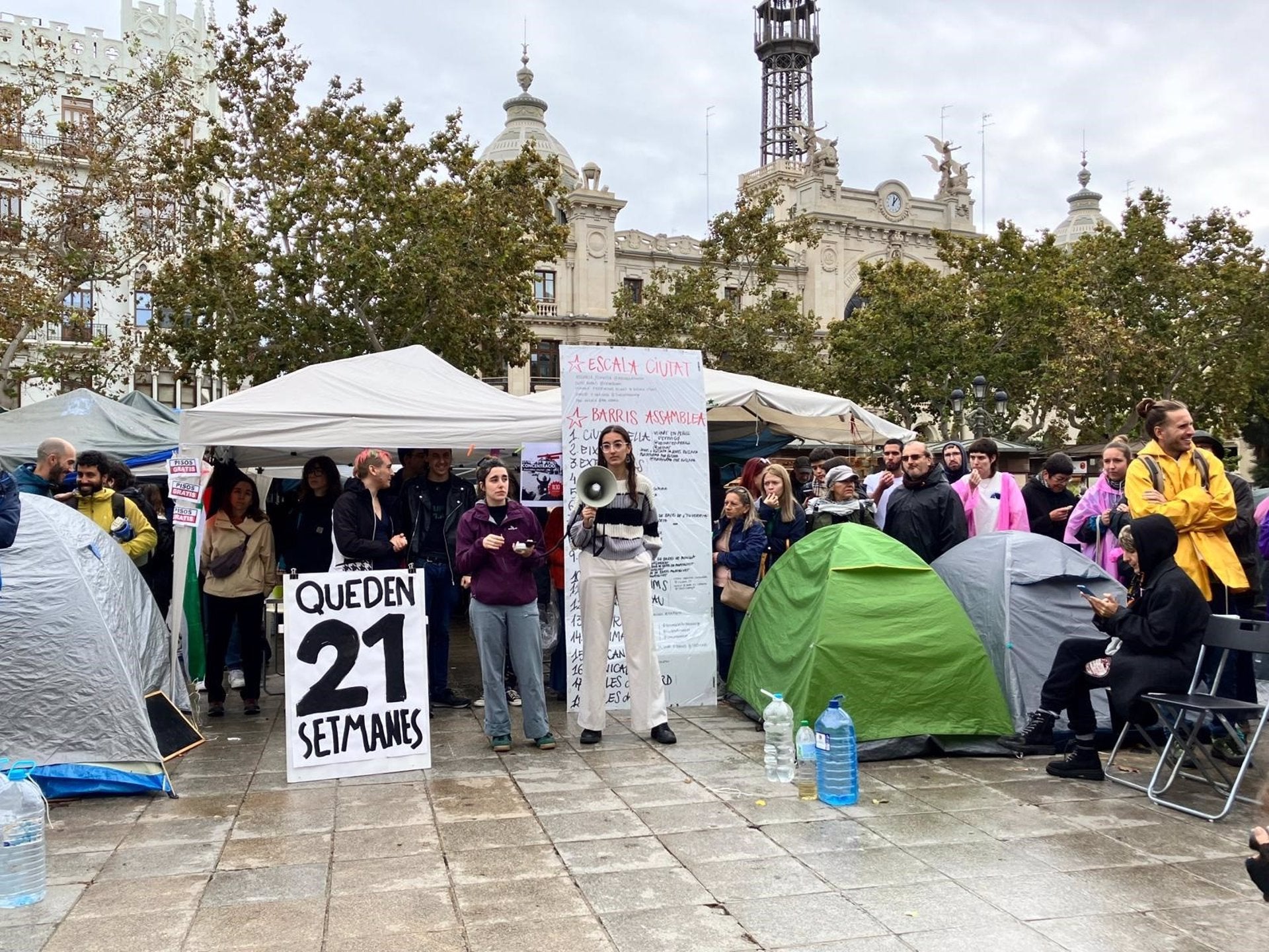 Acampada per la vivenda a València / Europa Press