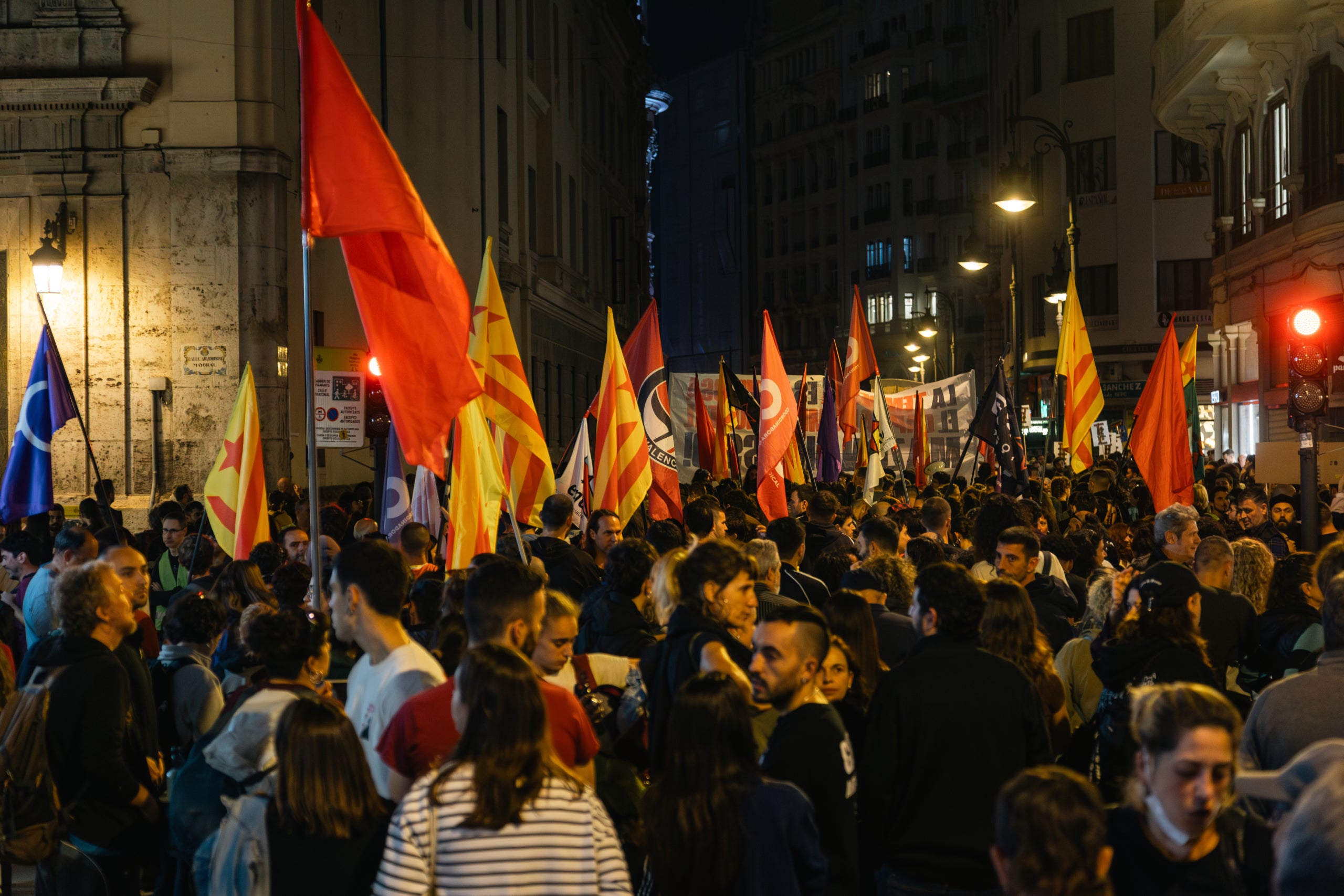Manifestació a València per a exigir la dimissió del president de la Generalitat Valenciana, Carlos Mazón, el 9 de novembre | Lluís Martí