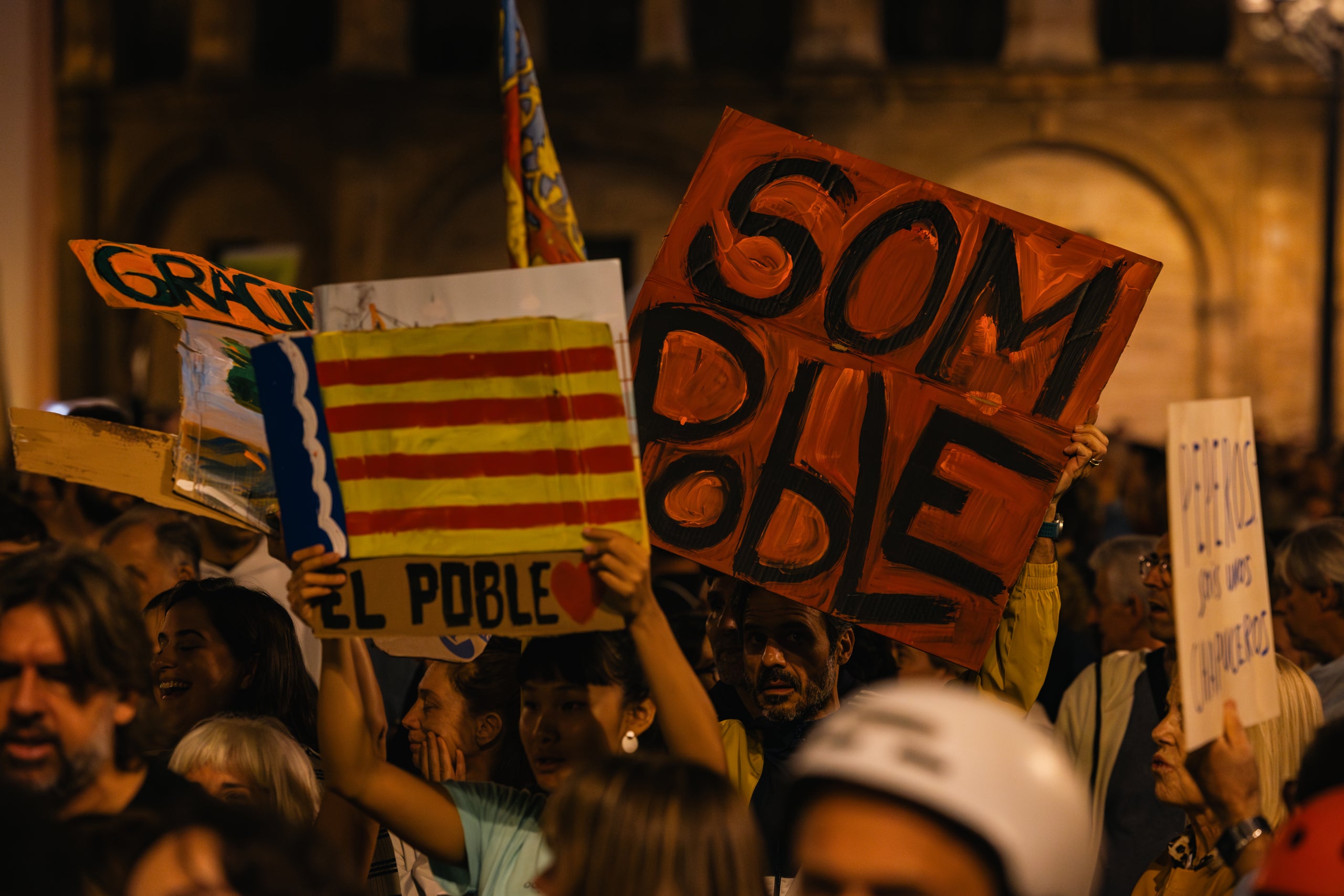 Manifestació a València per a exigir la dimissió del president de la Generalitat Valenciana, Carlos Mazón, el 9 de novembre | Lluís Martí