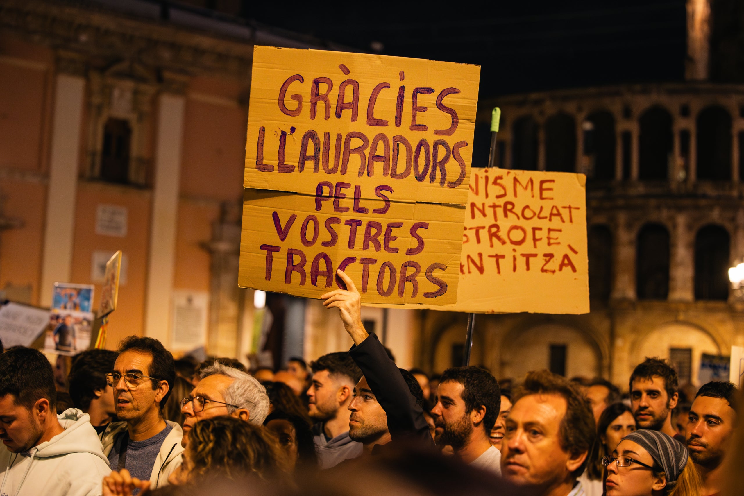 Manifestació a València per a exigir la dimissió del president de la Generalitat Valenciana, Carlos Mazón, el 9 de novembre | Lluís Martí