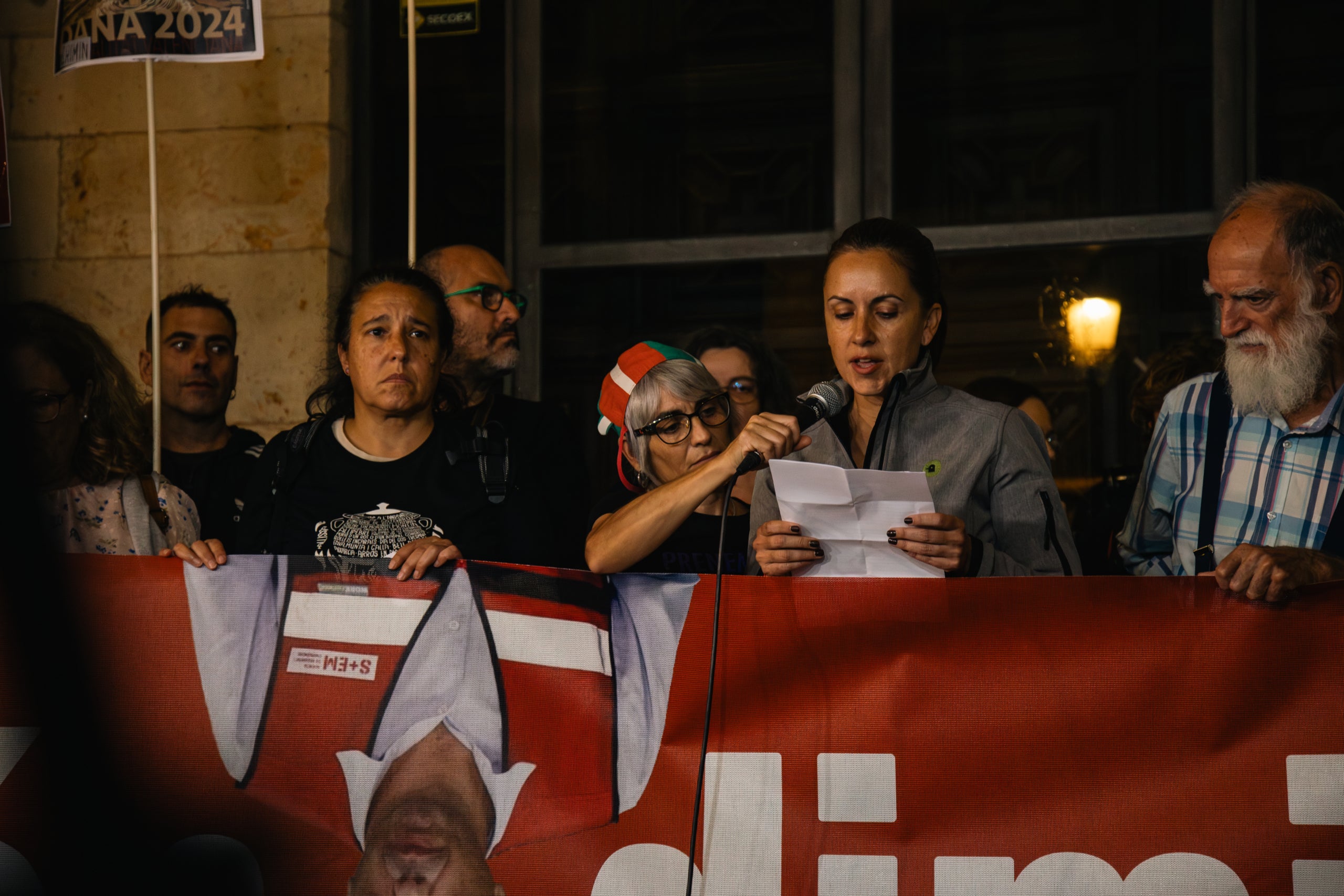 Manifestació a València per a exigir la dimissió del president de la Generalitat Valenciana, Carlos Mazón, el 9 de novembre | Lluís Martí