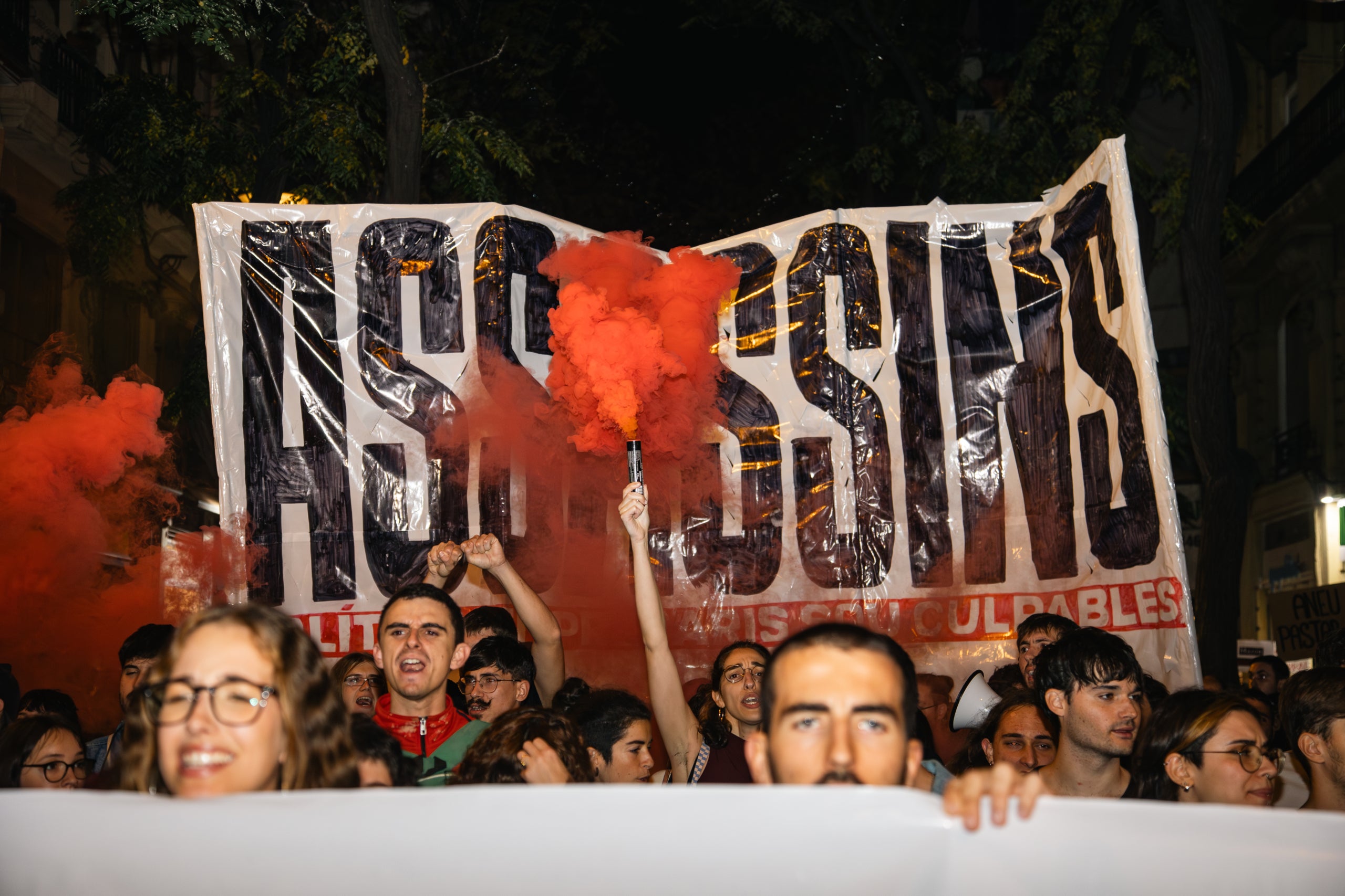 Manifestació a València per a exigir la dimissió del president de la Generalitat Valenciana, Carlos Mazón, el 9 de novembre | Lluís Martí