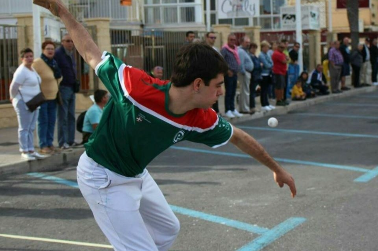 Gaizka Iruretagoiena, el primer jugador basc que fitxa per un club de pilota valencià, el 2019 | Club de Pilota de Parcent