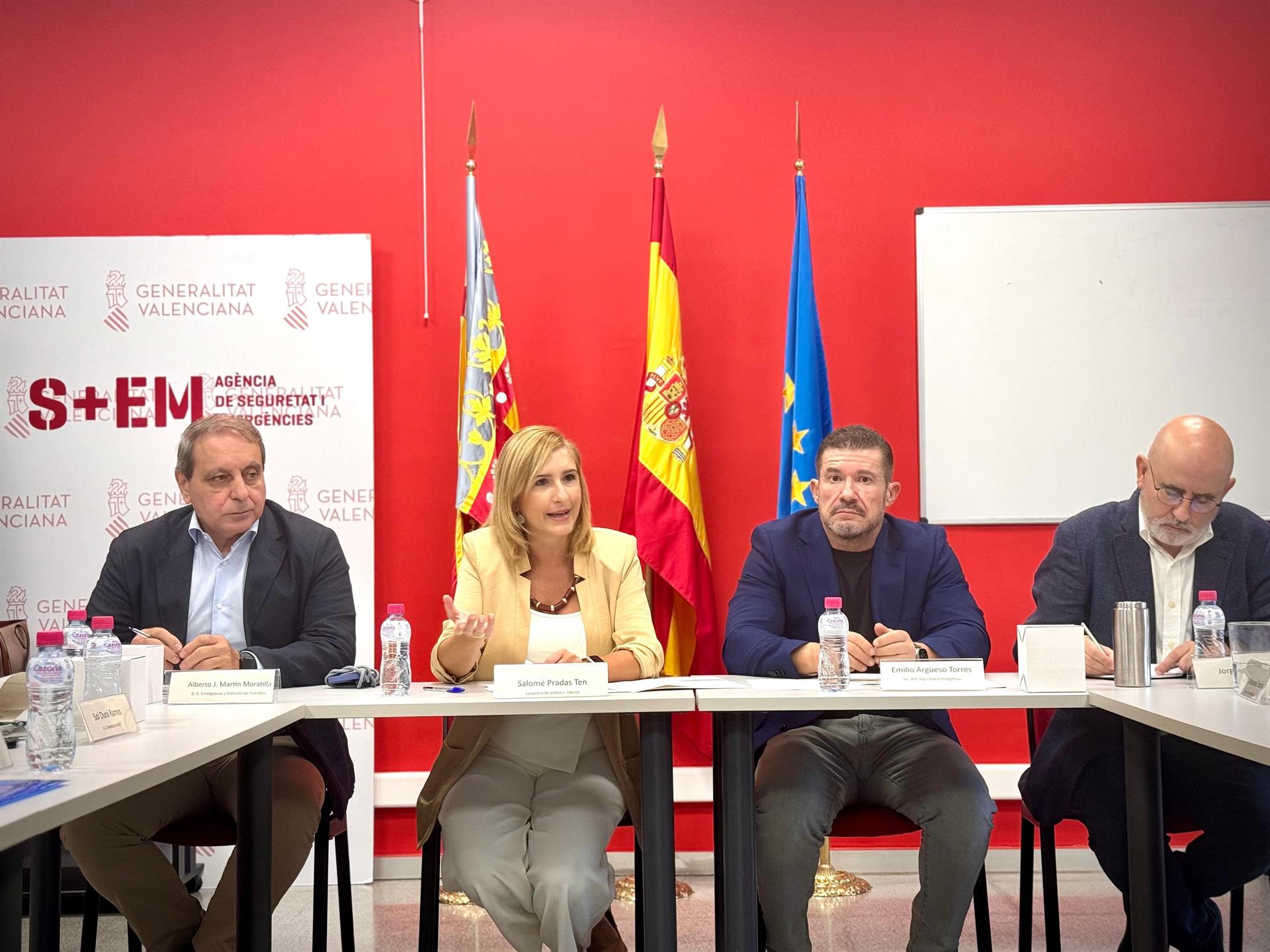 L'exconsellera Salomé Pradas i l'exsecretari Emilio Argüeso | Europa Press