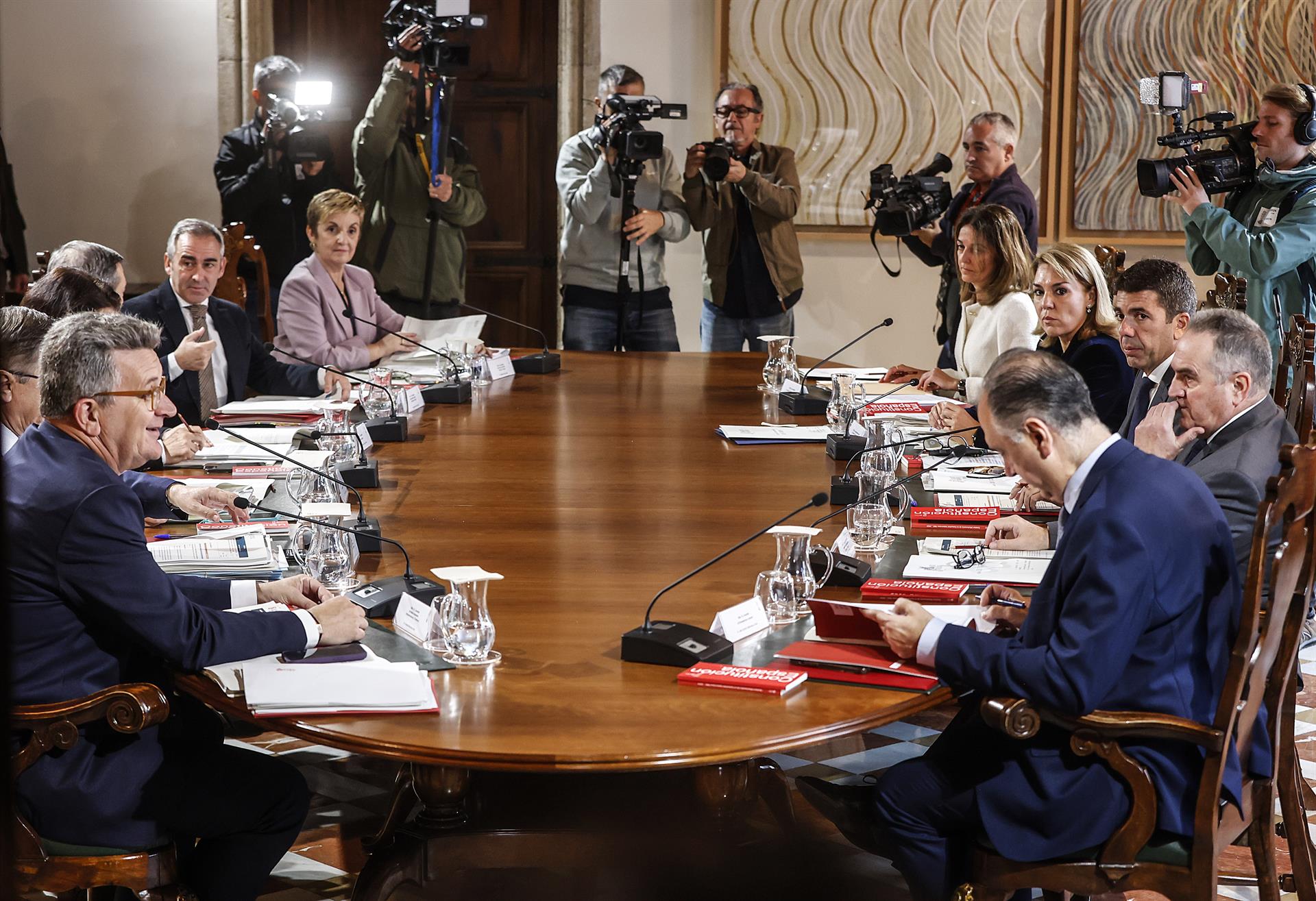 Primer ple del nou Consell, al Palau de la Generalitat Valenciana, 26 de novembre del 2024 | Rober Solsona | EP
