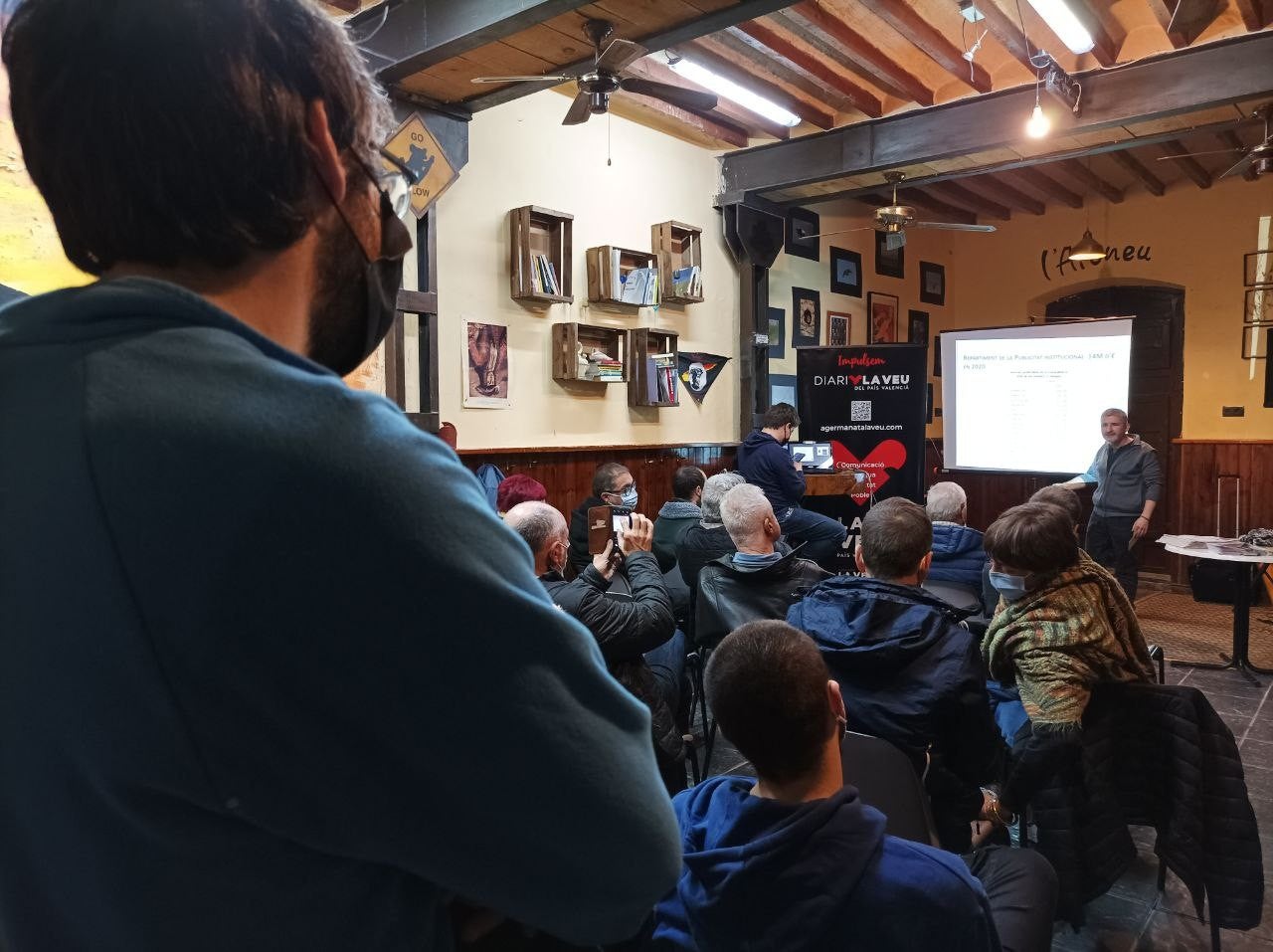 Presentació del Diari La Veu del País Valencià a Crevillent (Baix Vinalopó) / Miquel Àngel Pallarés