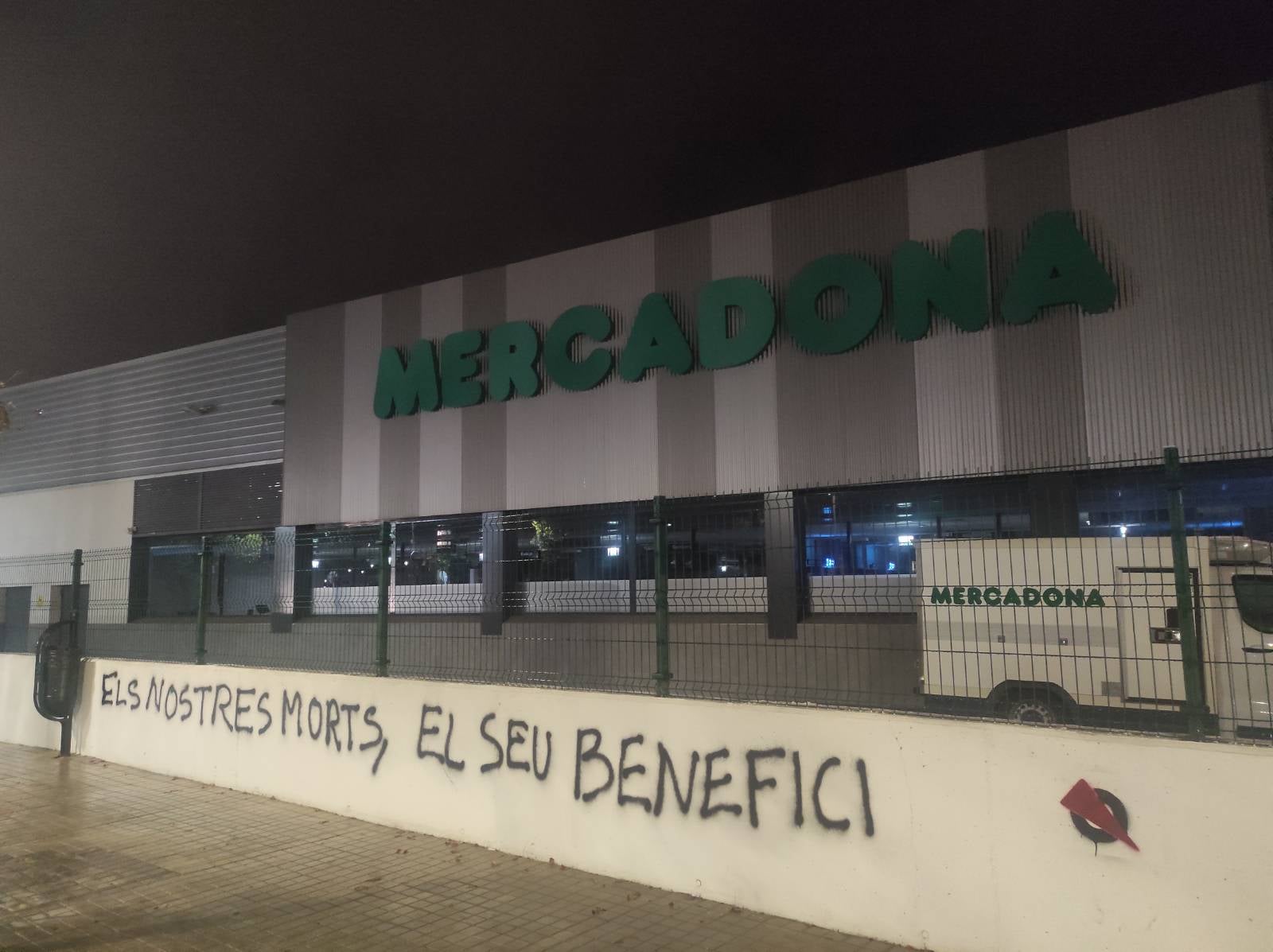 Mercadona pintat a a Alcoi